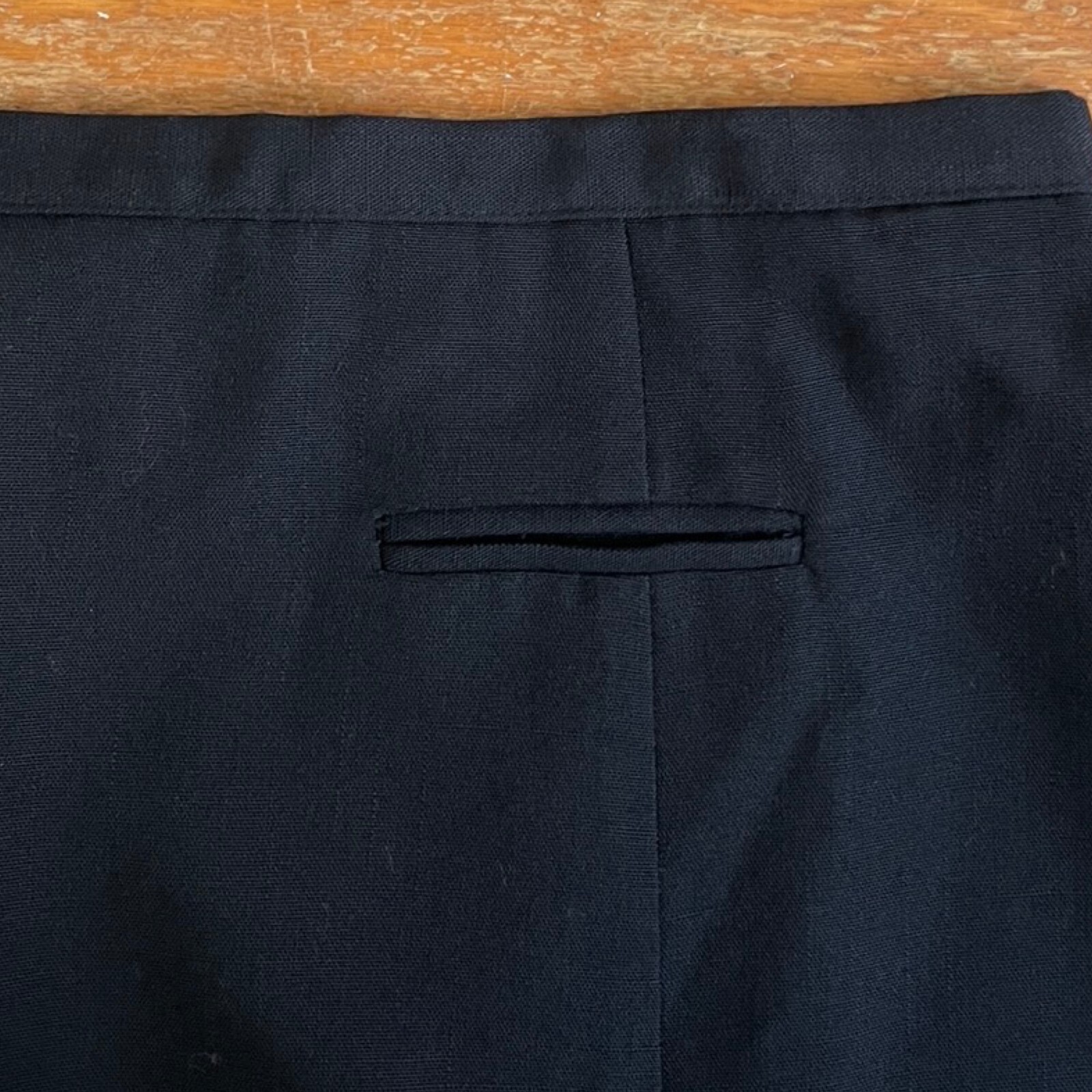Vintage Fine Woven Black Skirt Size XL 33″ Waist 1980s Straight Cut NOS