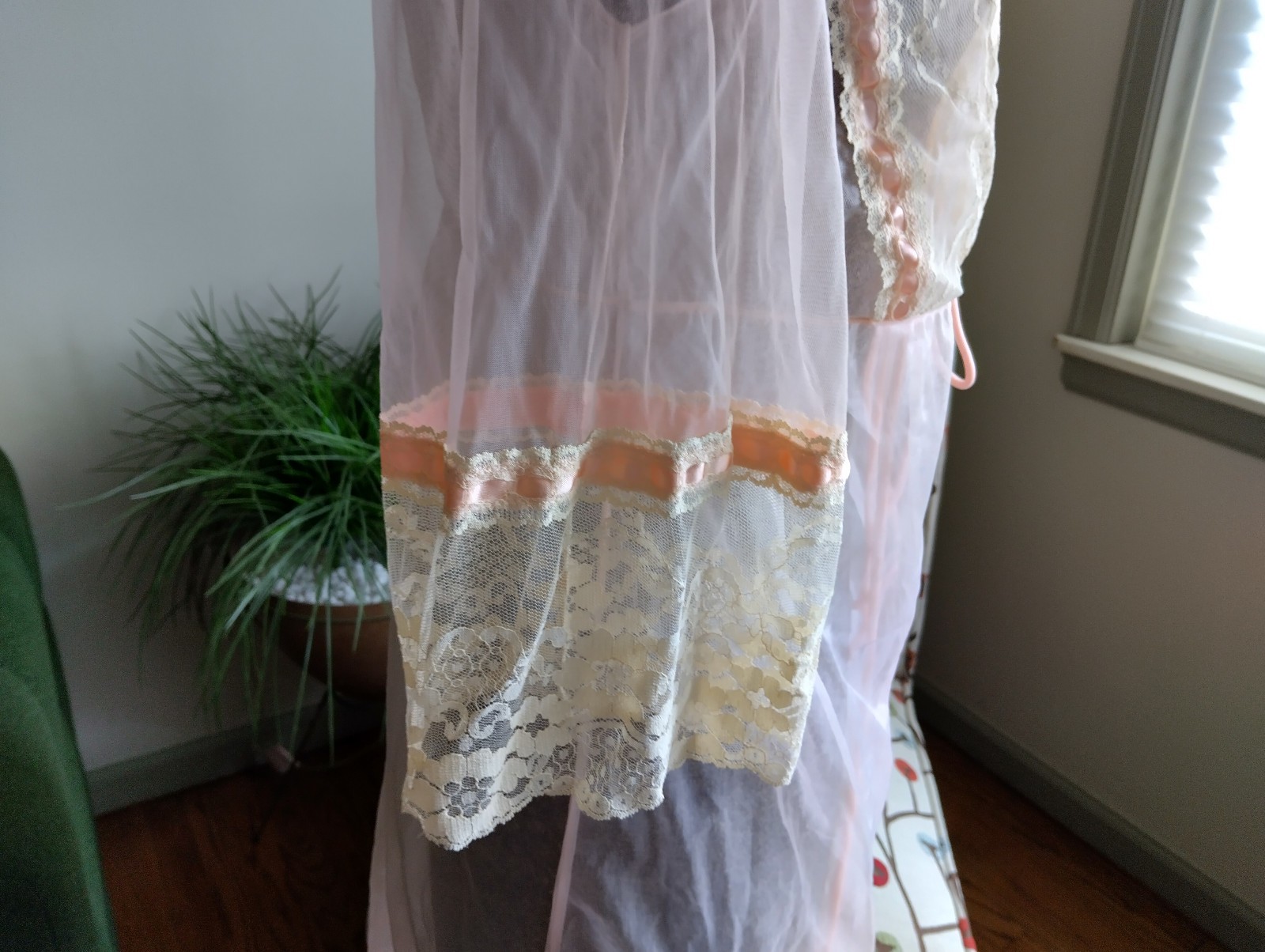Vintage 1960s Sheer Pink Nylon Robe – Lace & Satin Ribbon – Size Small