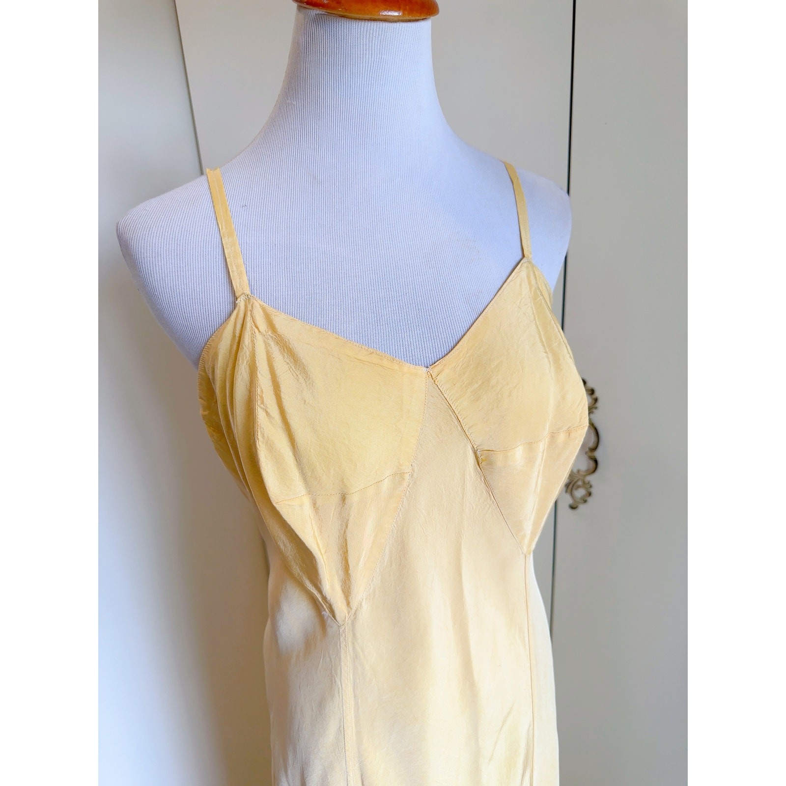 Antique 40s Buttercream Yellow slip dress Maxis SZ M/8 Soft Girl Coquette