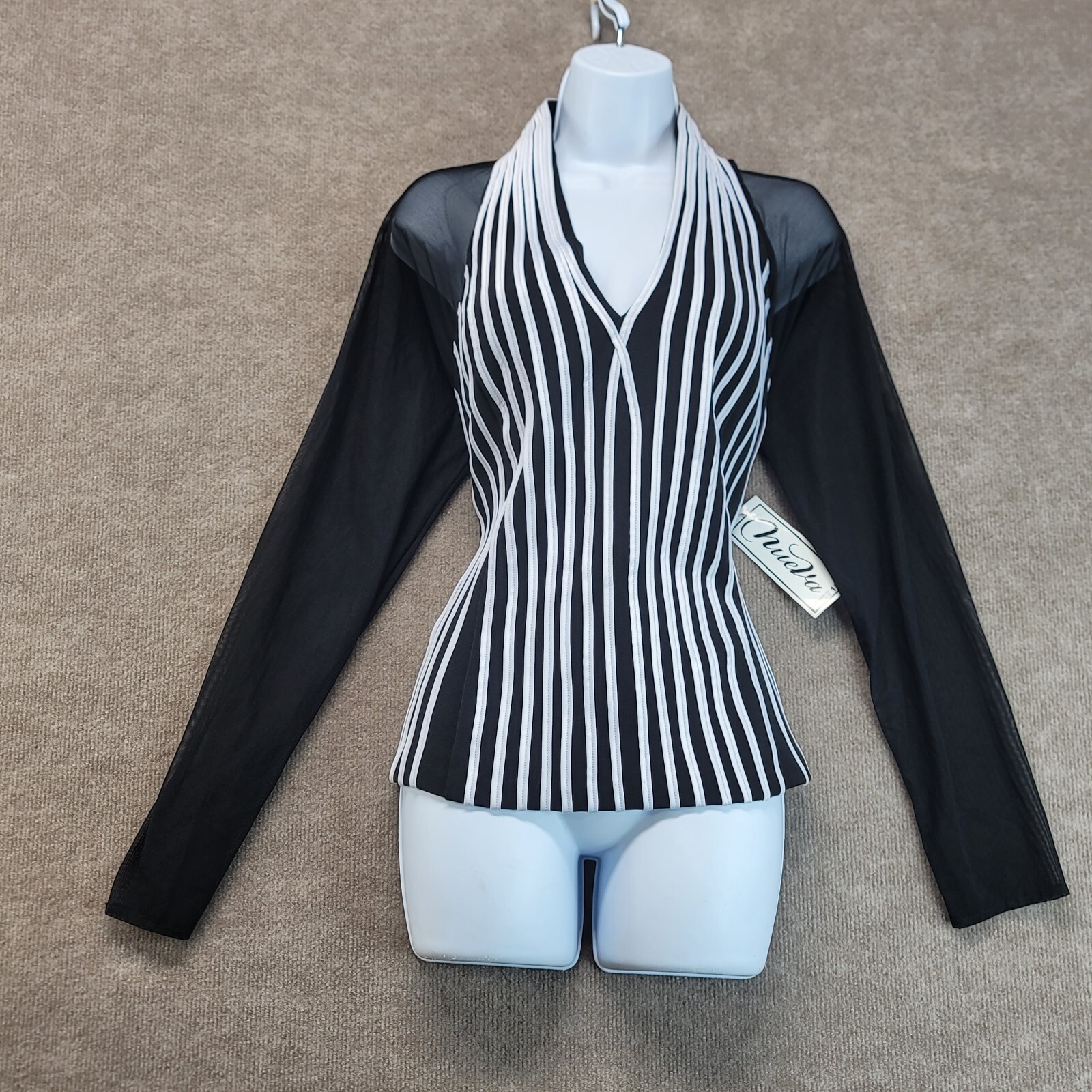 Nueva Made In Canada Top White/Black Striped Long Mech Sleeve