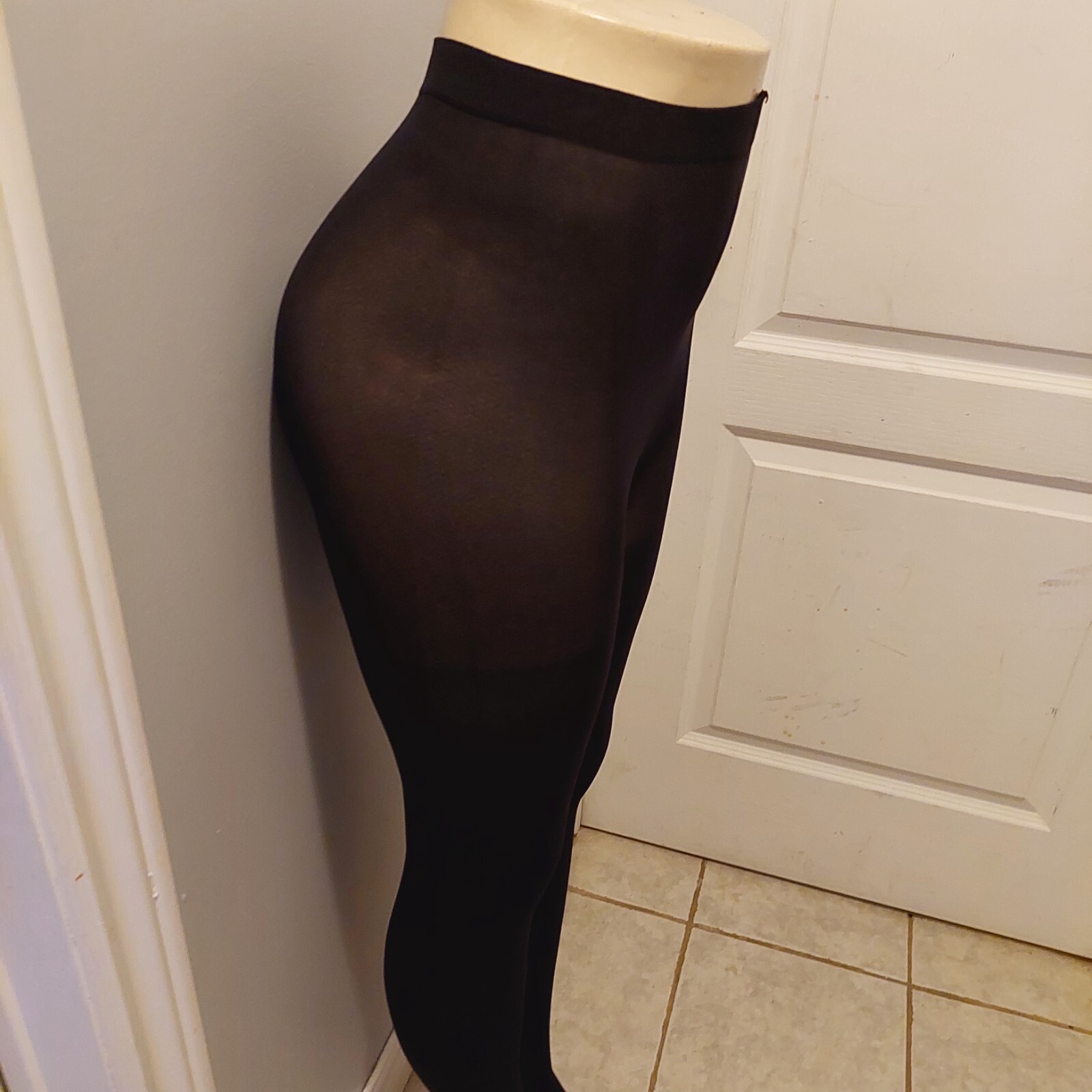 Pantyhose Whisper Opaque Tights Color Black Size Tall 140-170 lbs BWTIGHT