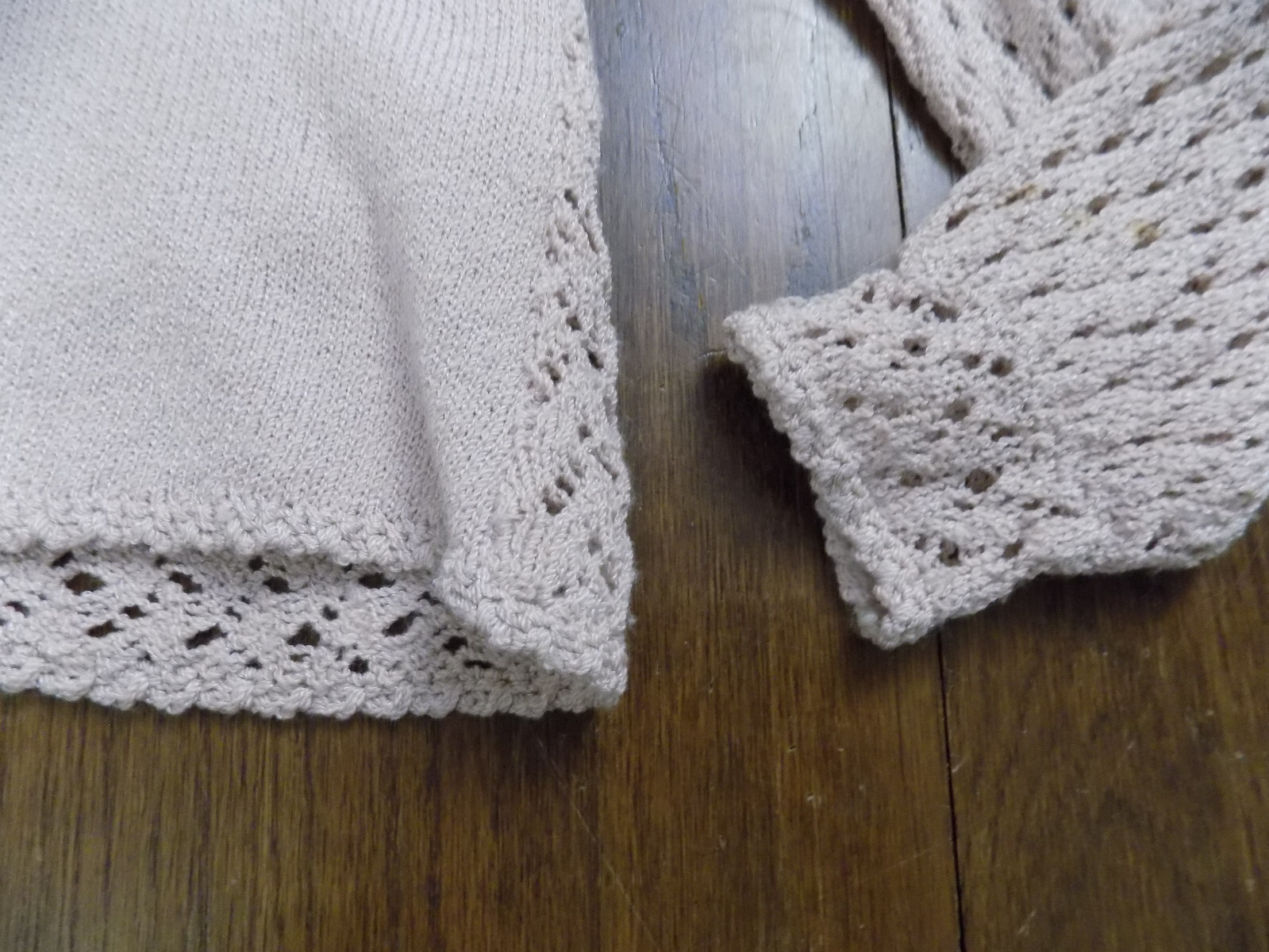 Vtg Dana Hogan Crochet Knit 2 pc Set Mock neck Sweater & 24″ W Skirt Lilac FAB!