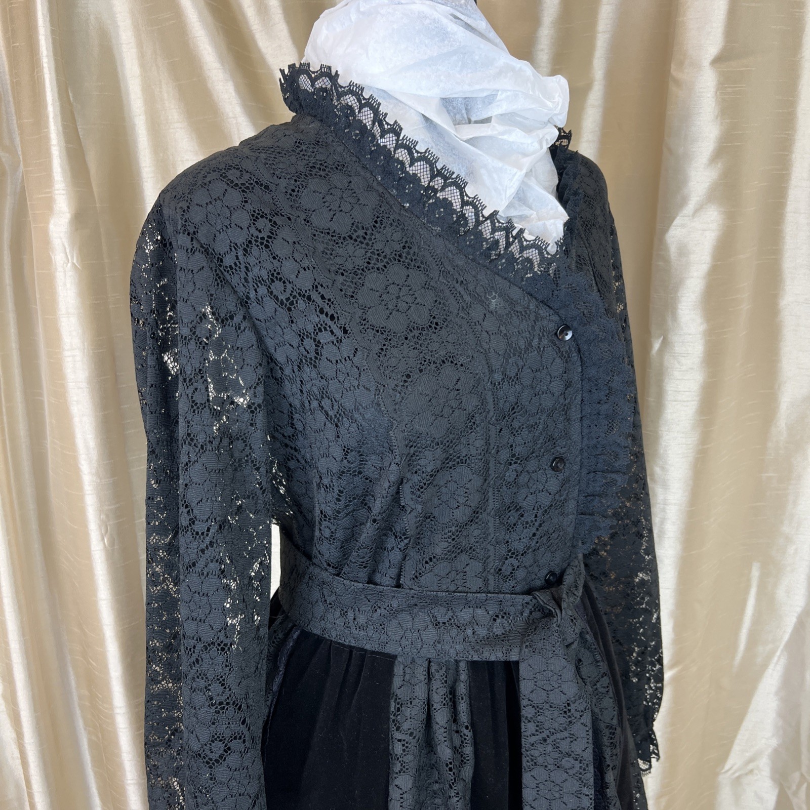 Carefree Fashions Scottsdale AZ Costume Maxi Velvet Skirt & Blouse Lace Black