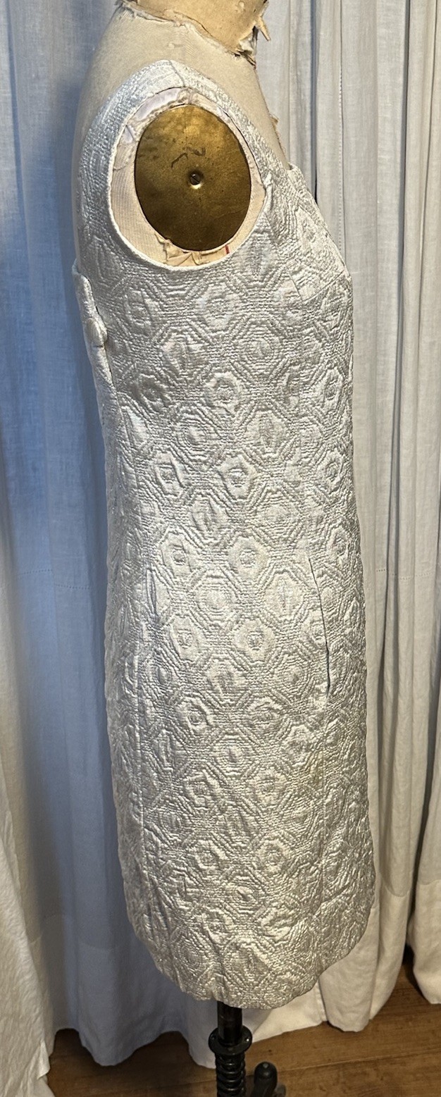 Vintage Mod 60s White Silver Metallic Sleeveless Dress Sz XS-S Pre-owned