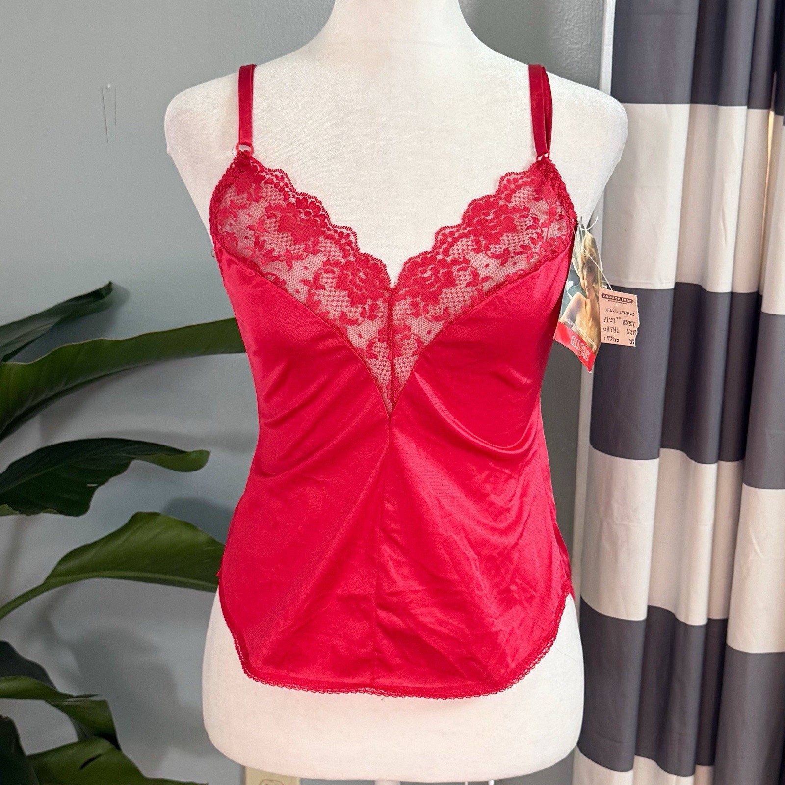 Vintage 80s Angela Red Lace Trim Camisole Cami Top NWT Size 36