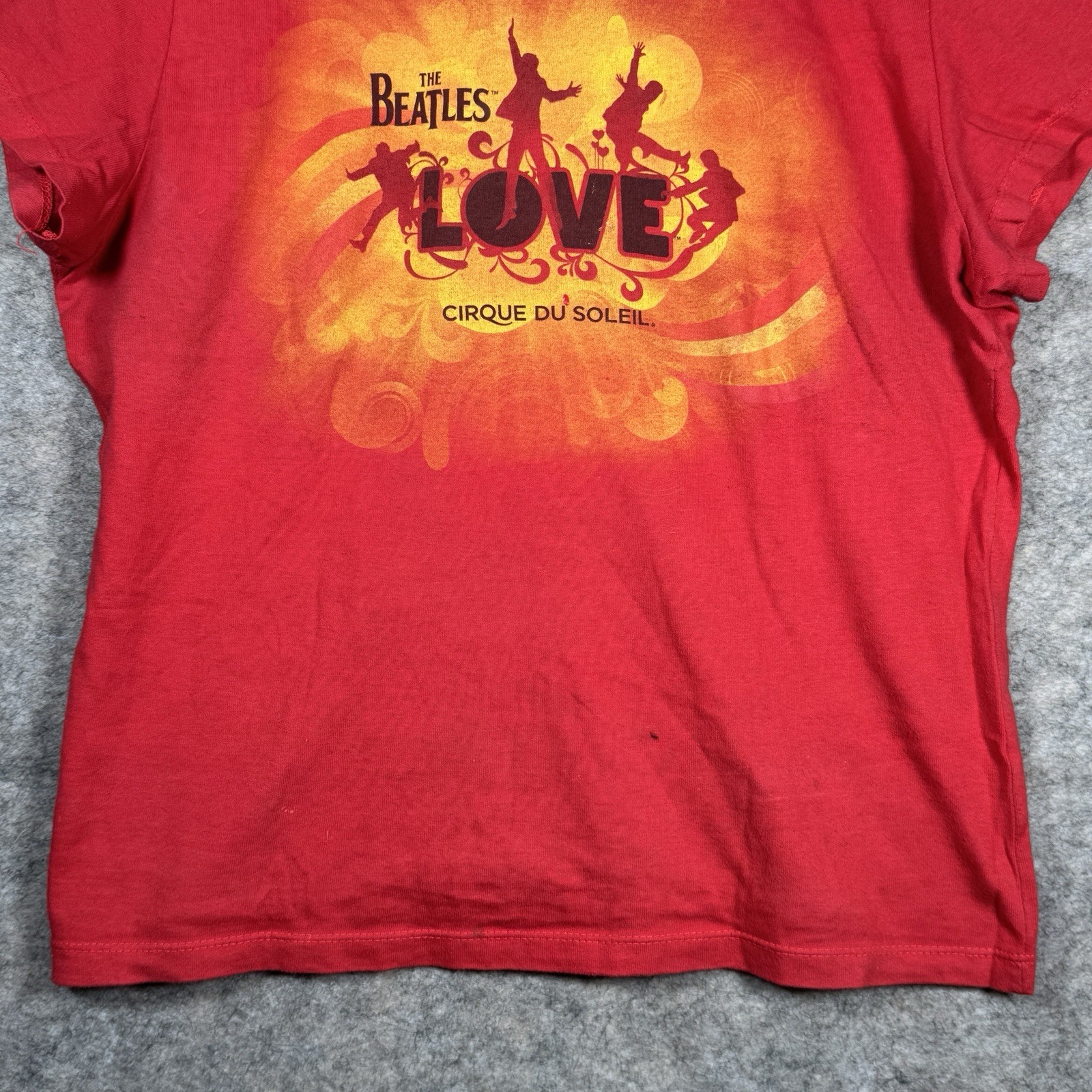 Womens The Beatles Love Cirque Du Soleil Red Graphic T Shirt Top Size XL 20×23