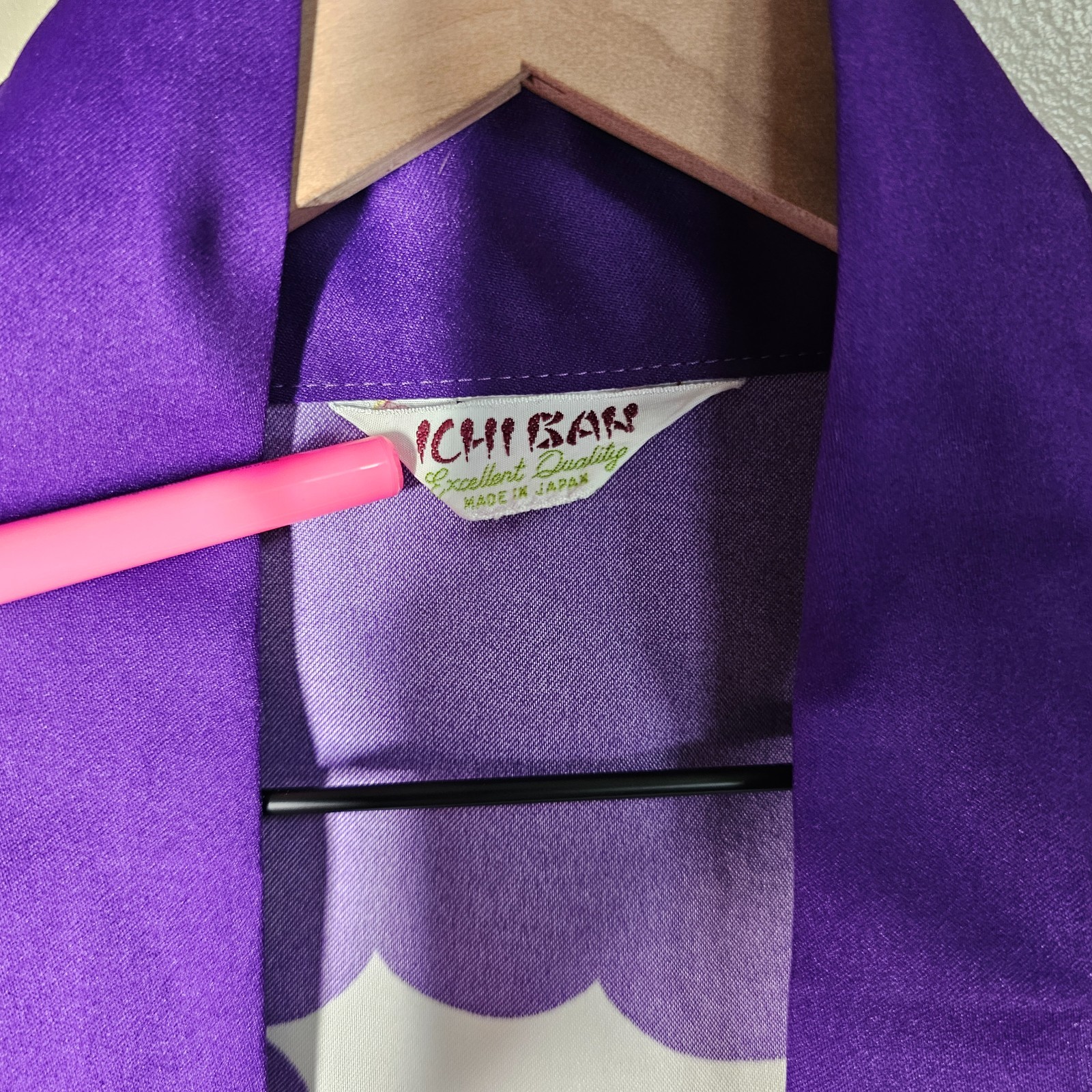 Vtg Ichiban Japanese Kimono Robe Purple Geisha Pagoda Satin NWOT Made in Japan