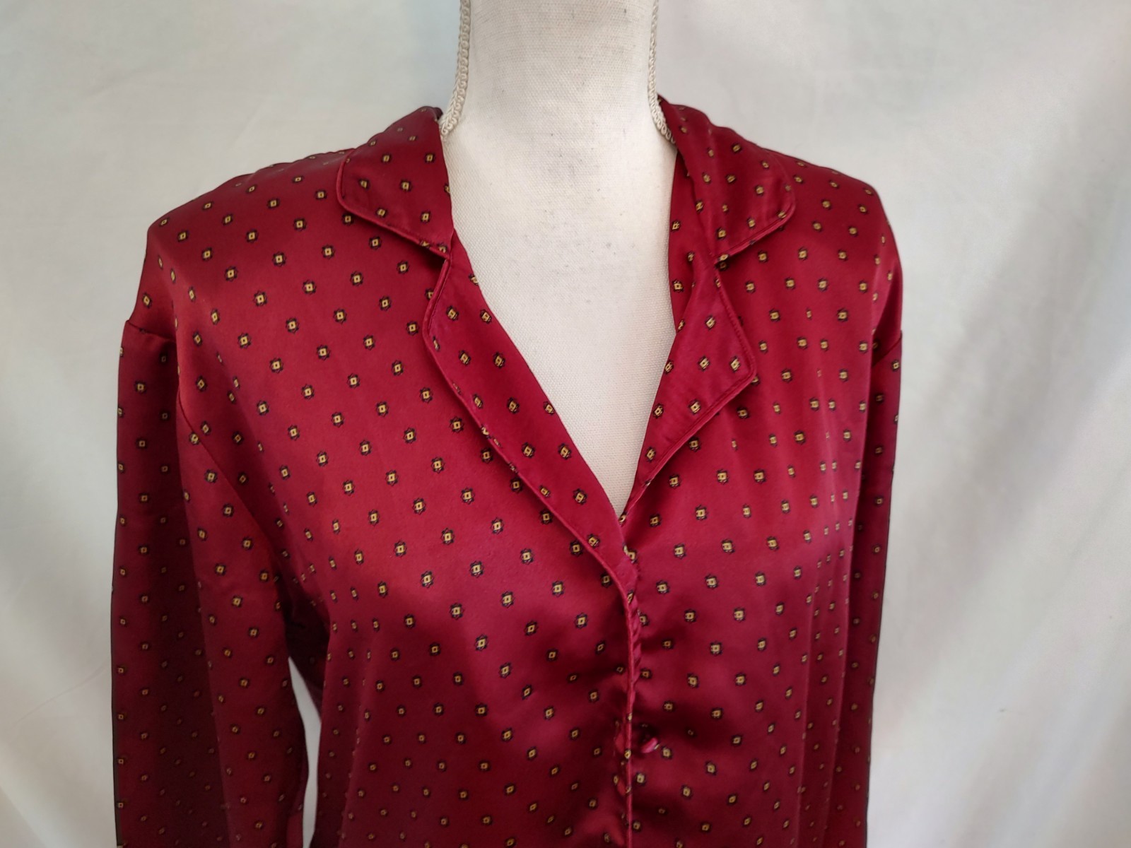 90’s Vintage Pajamas PJ’s Lounge Wear Body Drama Retro Red Satin Sexy Sz S