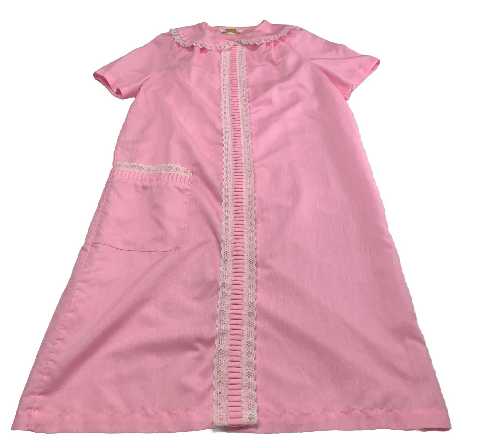Vintage Dan-Ellen Pink House Coat Snaps Sz Medium Lace Trim EXCELLENT CONDITION