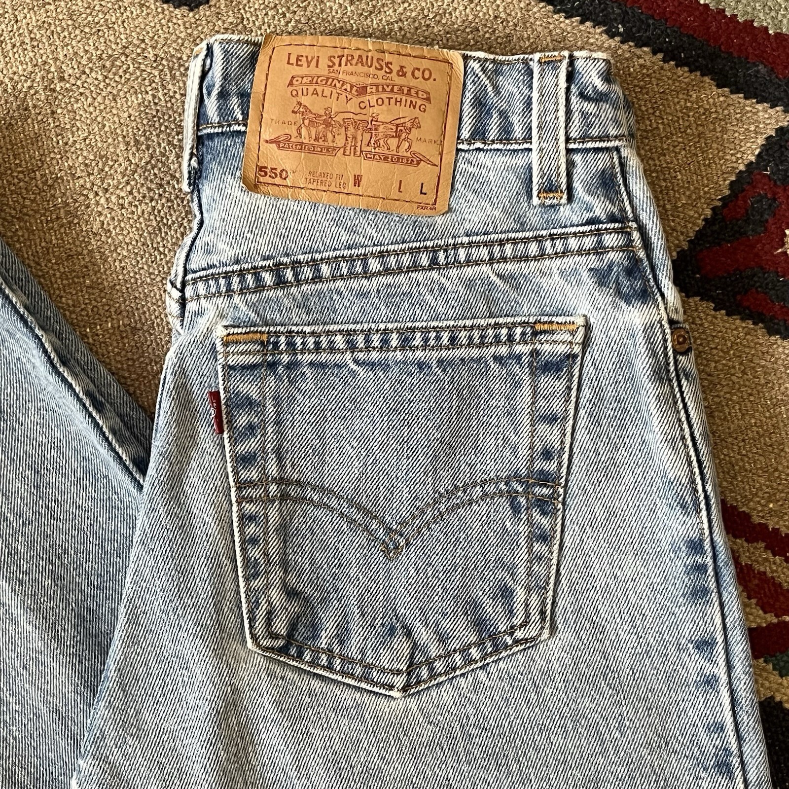 Vintage 90s Levi’s 550 Jeans Women’s 27×32 USA Made Relaxed Tapered Leg
