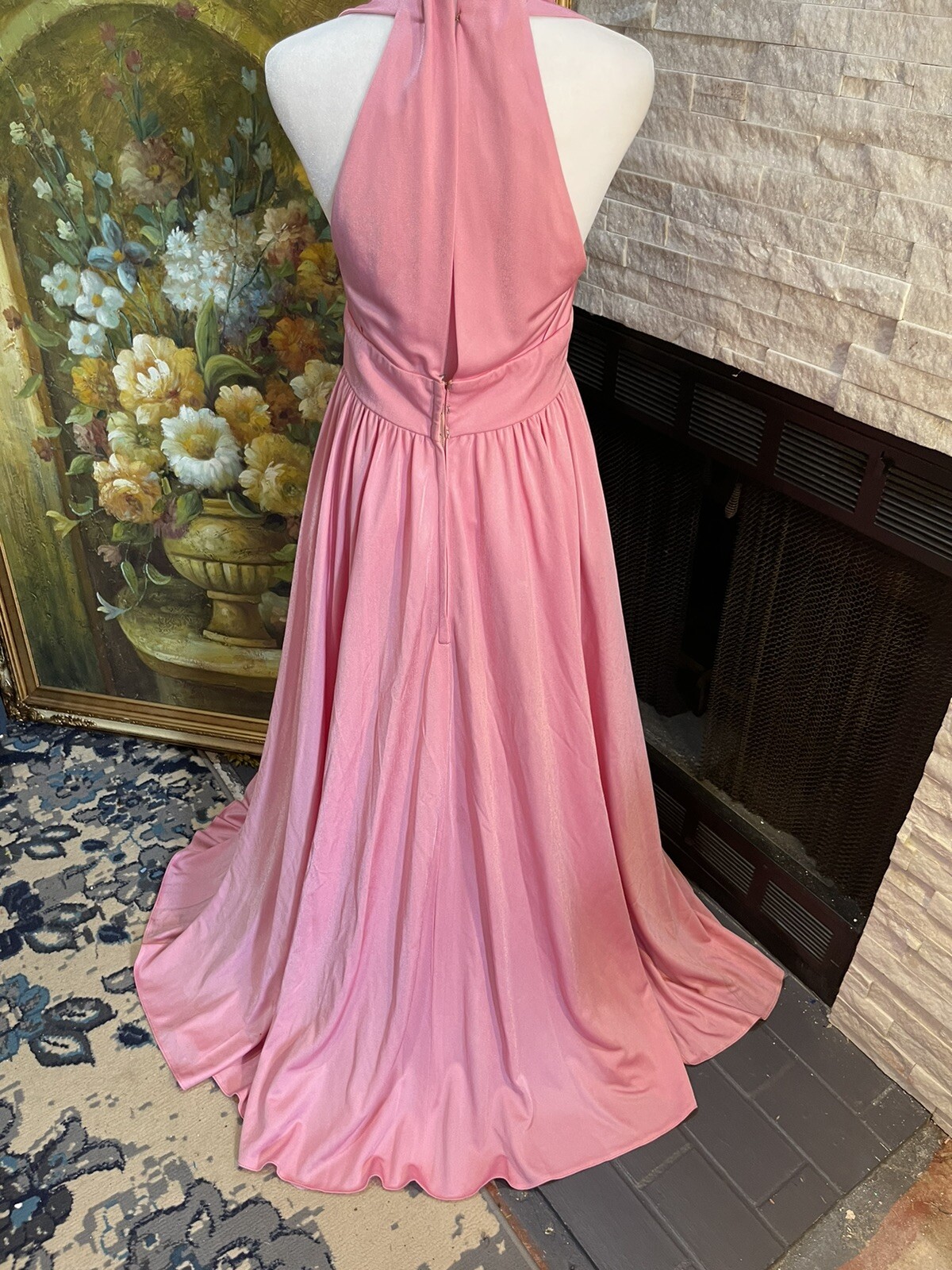 VTG 1970s PINK Ball Gown Liquid Silk Party Halter Gala Formal Size Small