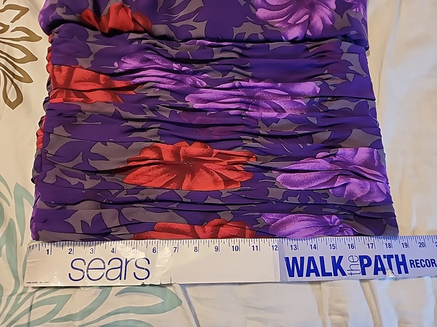 Vintage Jayna New York Floral Design Purple/Red/Green Zipper Back And Sleeves