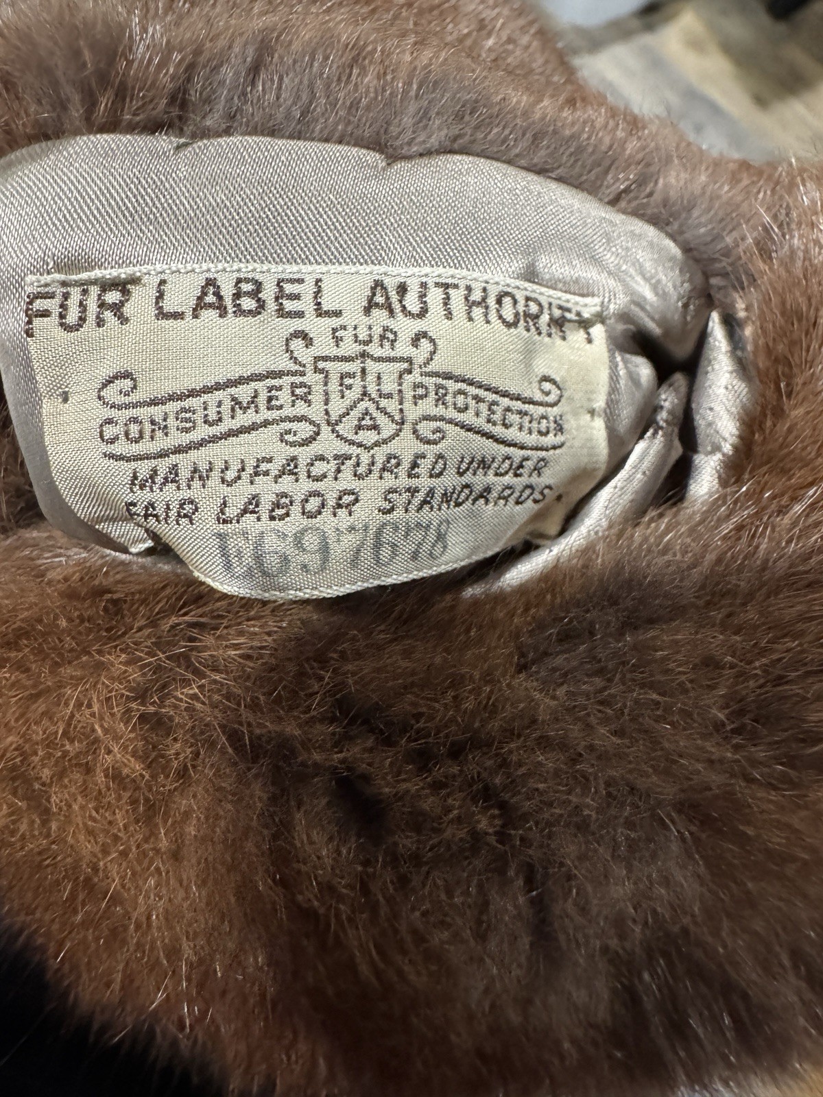 VINTAGE FUR LABEL AUTHORITY MINK FUR STOLE WRAP SHAWL CAPE Possibly 1960s