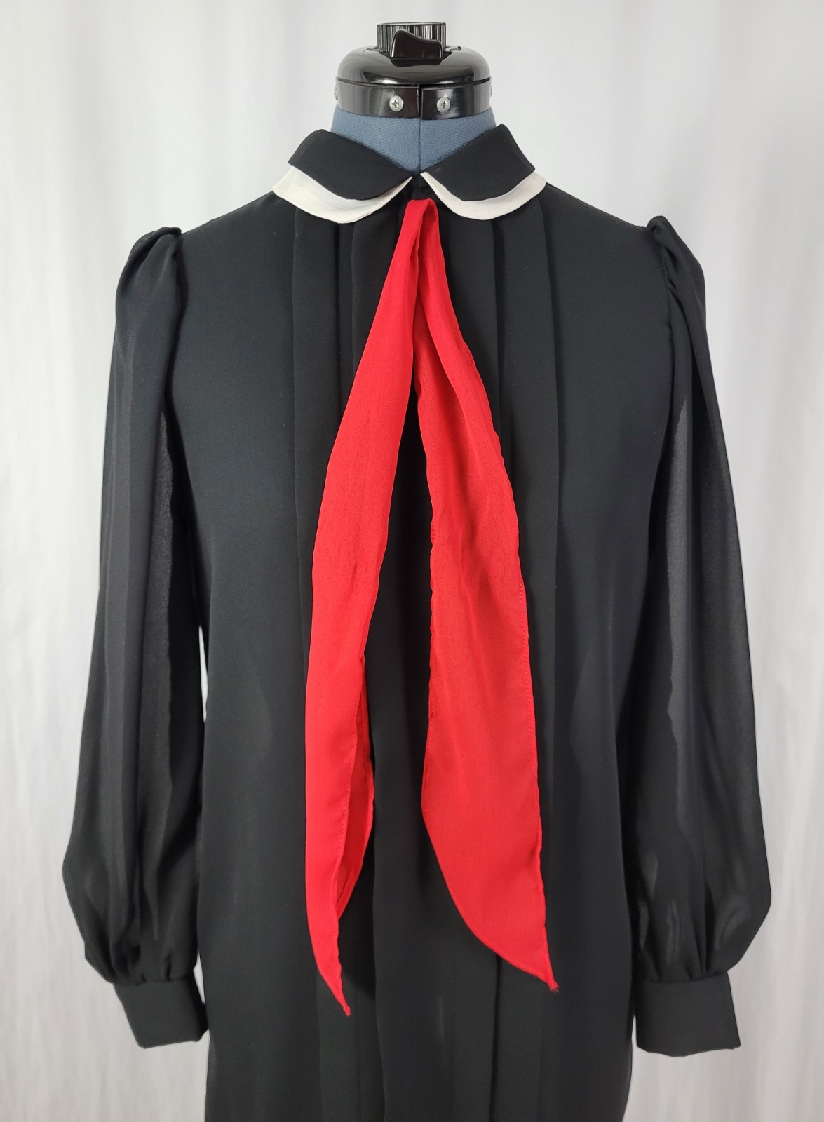 Vintage You Babes 2 Black Shift Dress w White Undercollar & Red Tie Size XS/S?