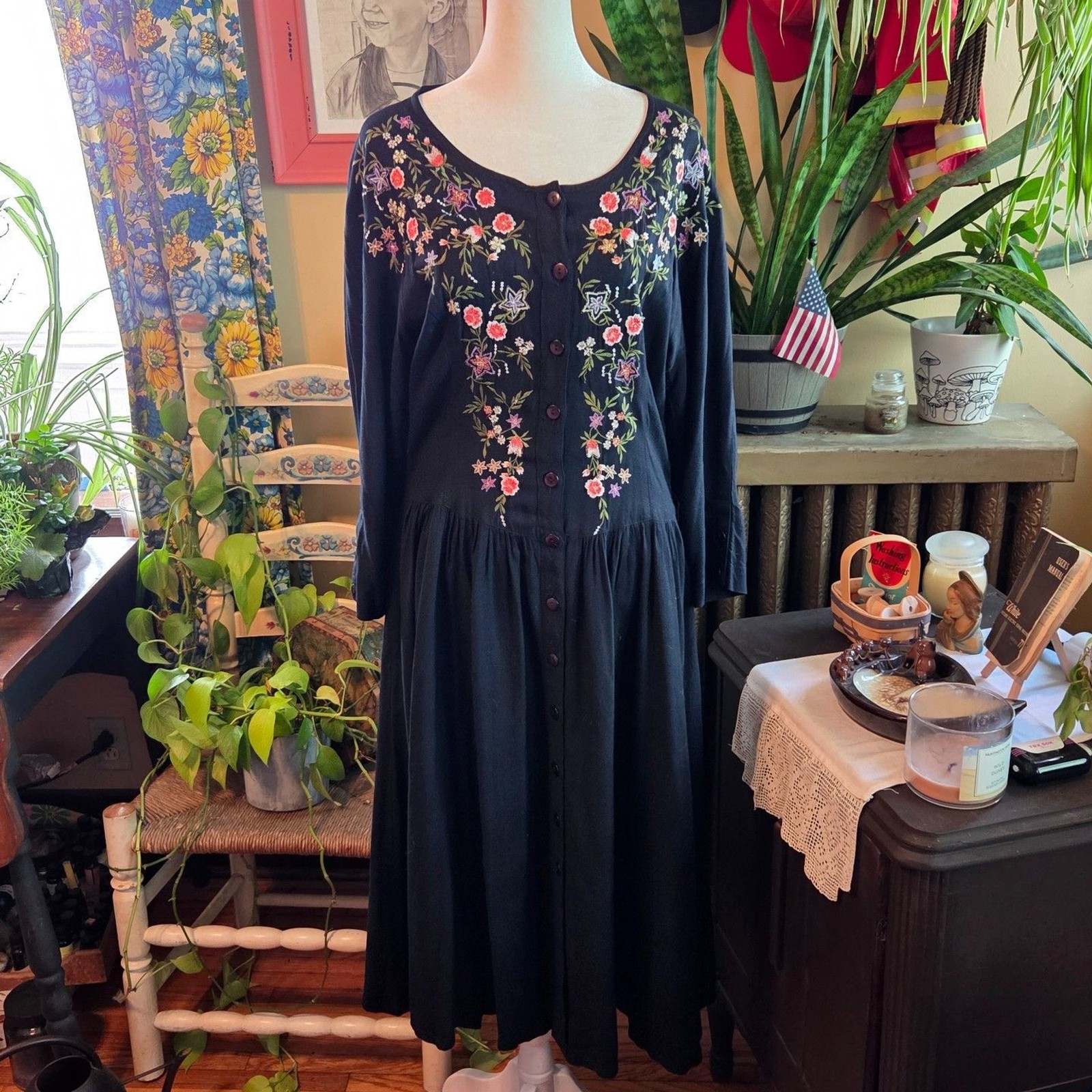Vintage 90s Passports Pier 1 Imports Cottagecore Embroidered Dress Black Medium