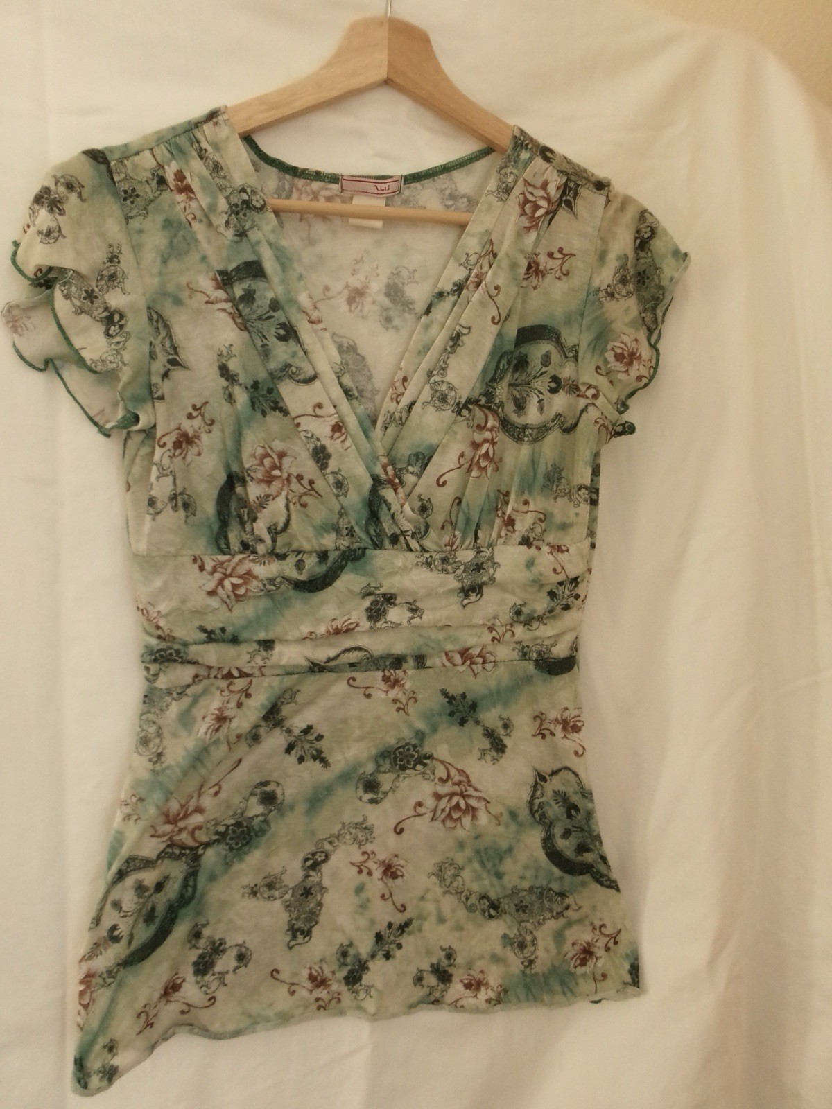 Vali-Vintage Green Floral V-Neck Ruffle Cap Sleeve Pullover Blouse Top
