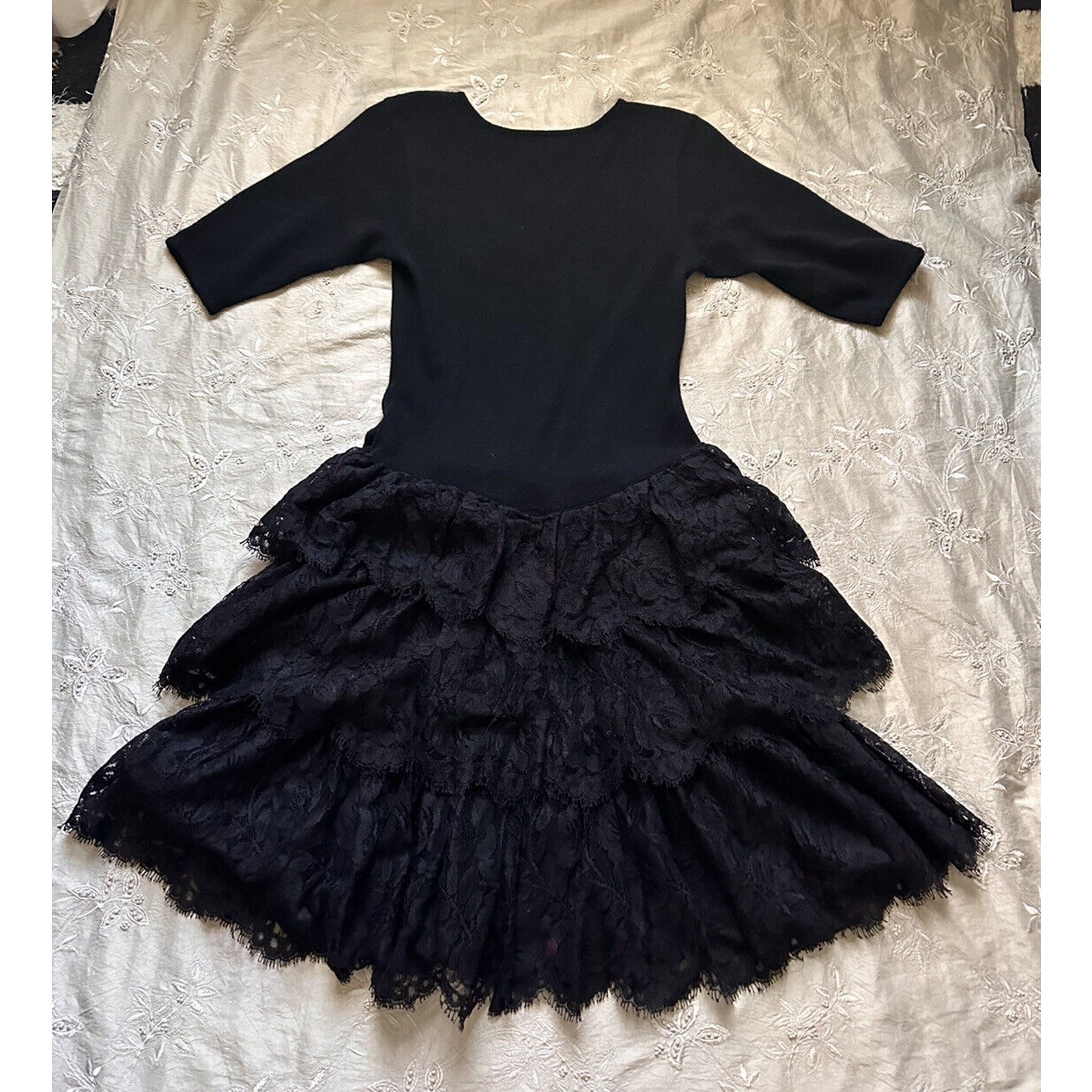 Vintage Adrienne Vittadini Sweater Dress Lace Ruffles Layered Wool Black Sz M