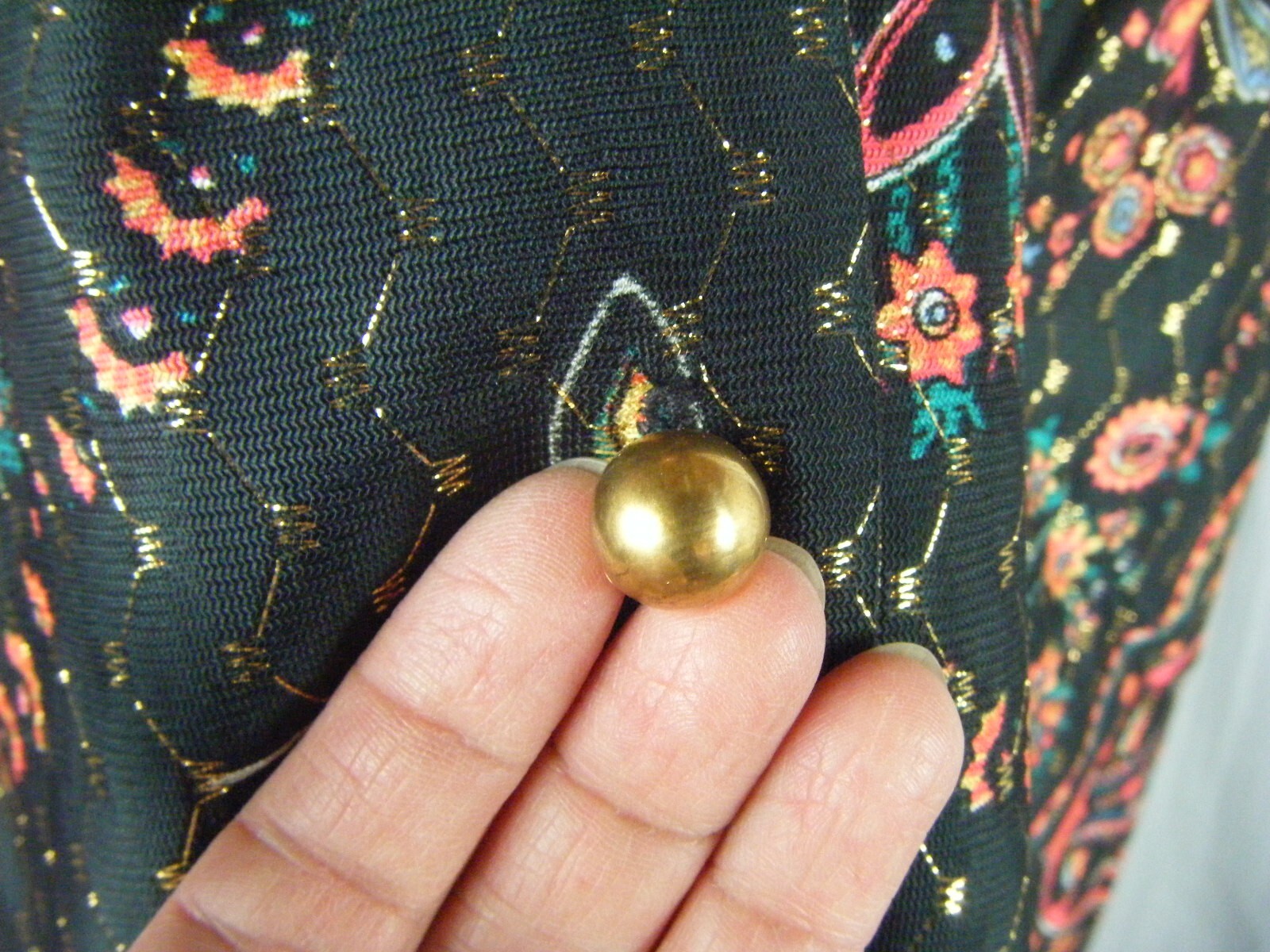 Vintage 60-70s Black Golden Stitches Mod Printed Nylon Knit Blouse-Bust 46/L