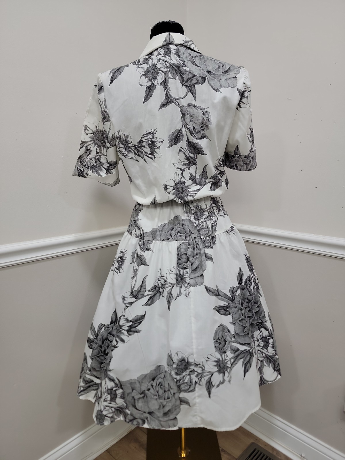 Vintage 80s Black White Floral Shirt Dress Belted Tea Party Cottagecore