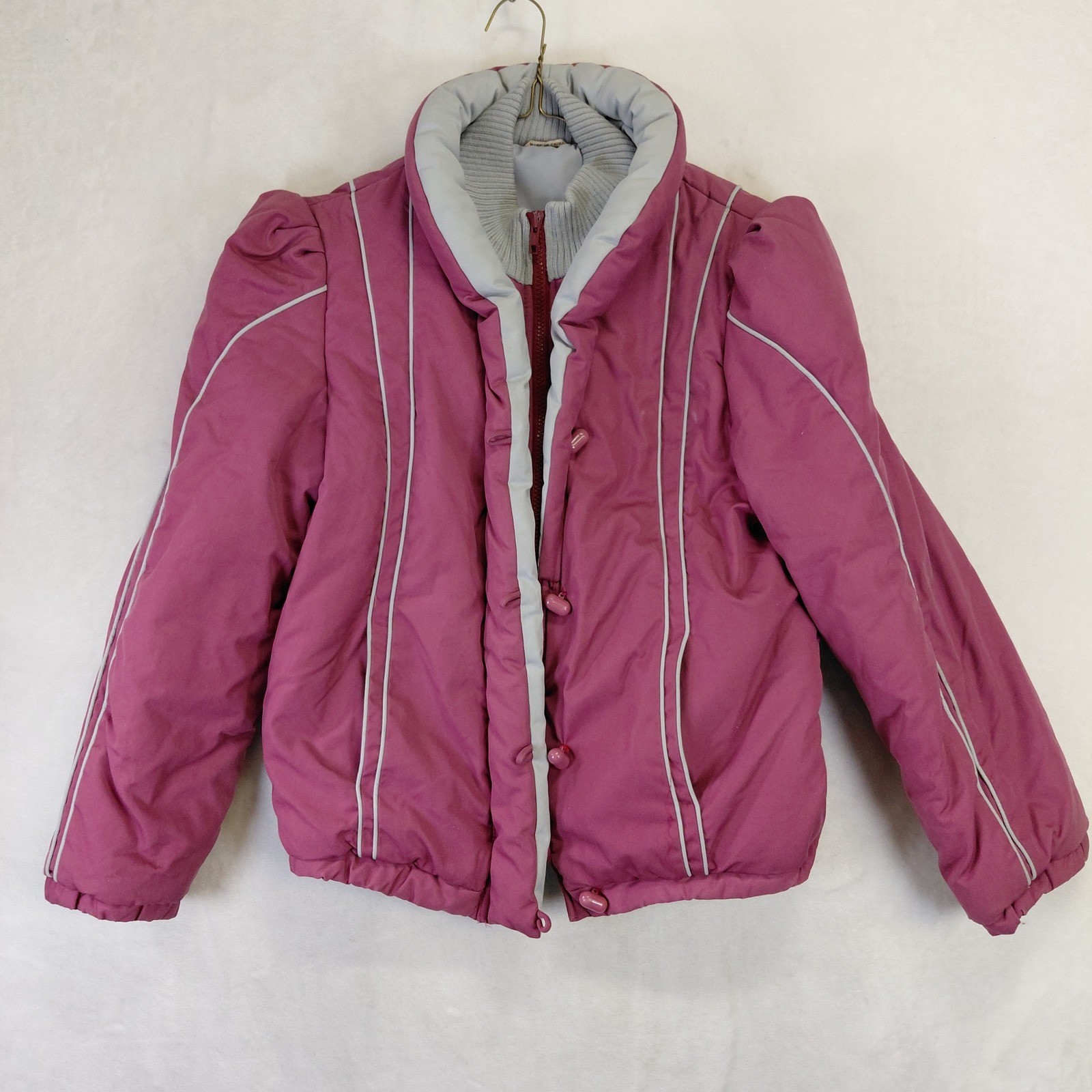 Vintage 70s 80s Puffer Jacket Berry Pink Gray Piping Puffy Shoulder Ski Coat
