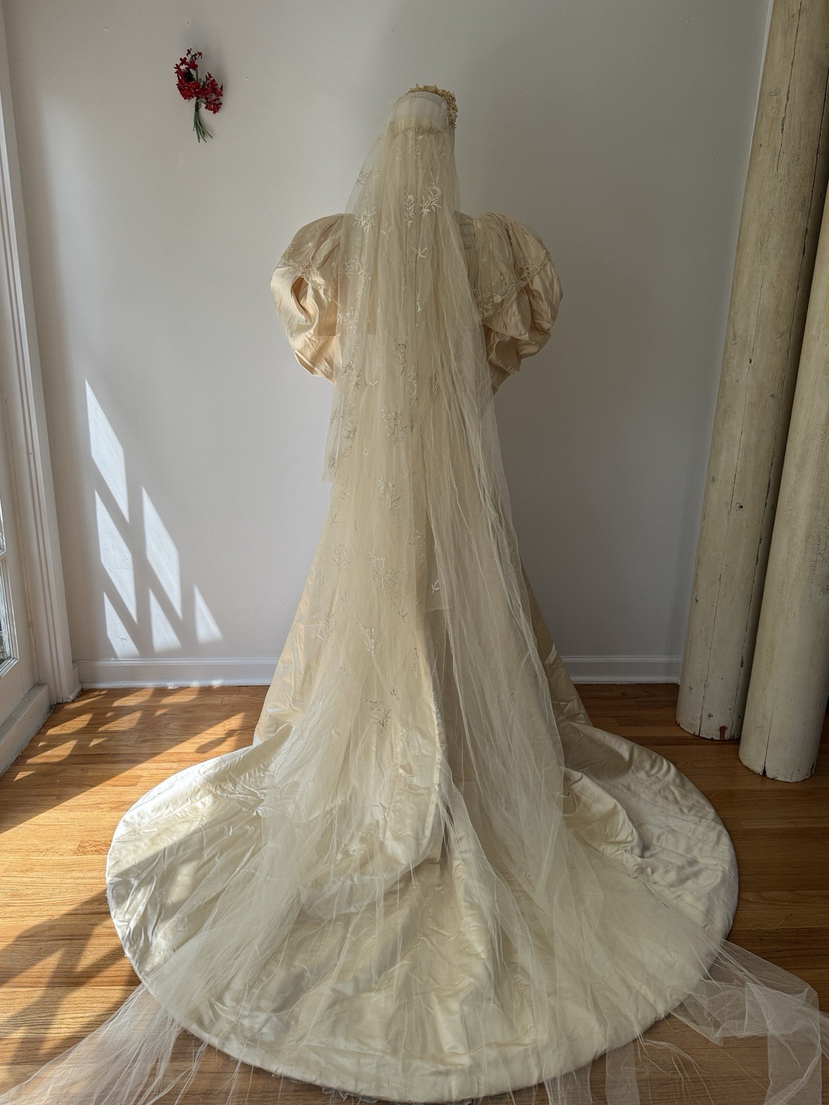 Beautiful Antique Victorian Silk Wedding Dress Bodice, Lace Veil, Shoes Set Rare