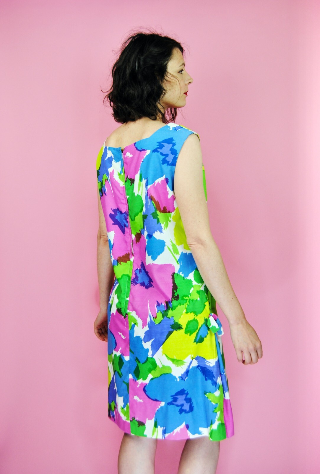 1960s Vintage Bright Rainbow Abstract Polynesian Casuals Mcinerny” Shift Dress M