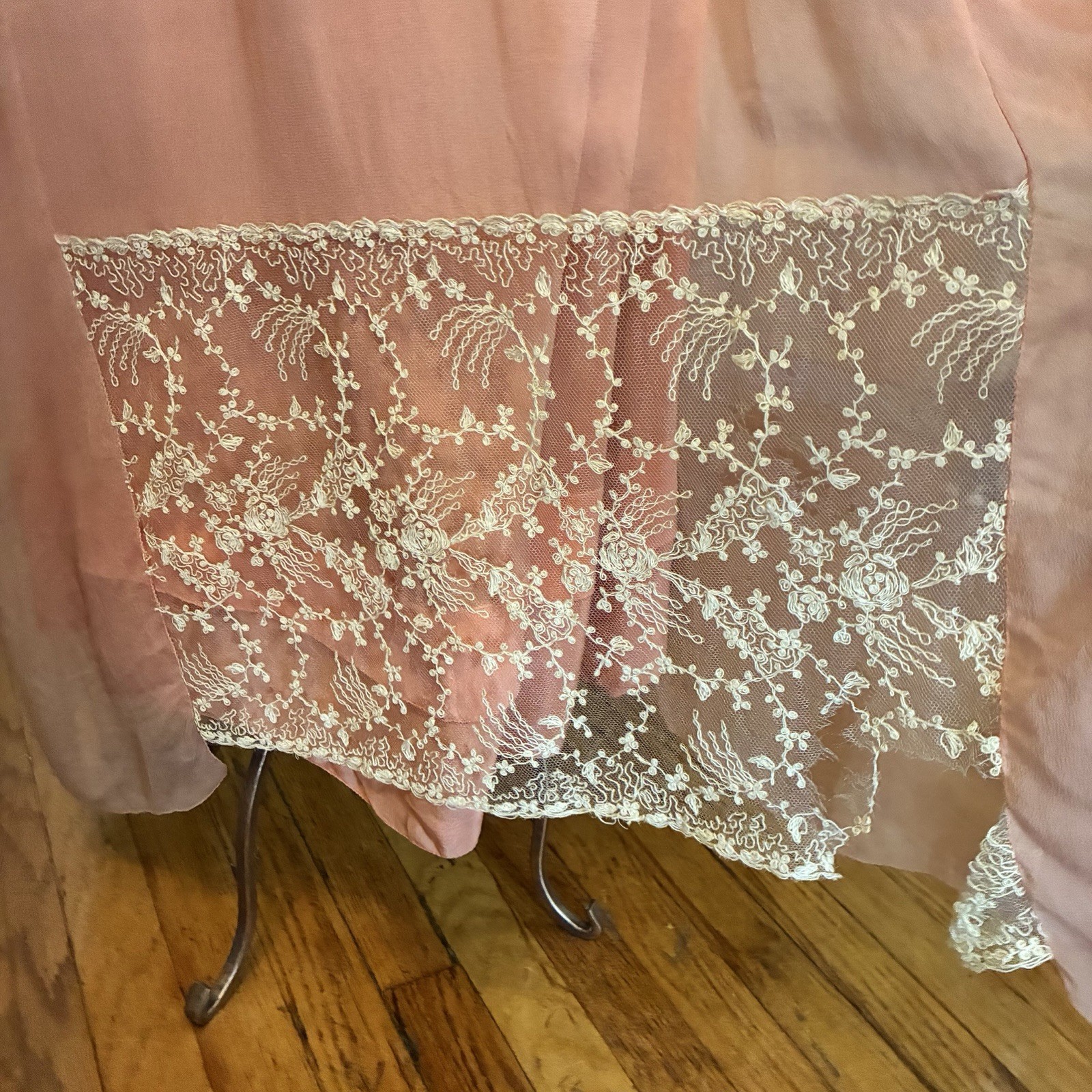 Antique 1920S Pink Silk Chiffon Kafton Brussels Tambour Cabbage Roses Lace