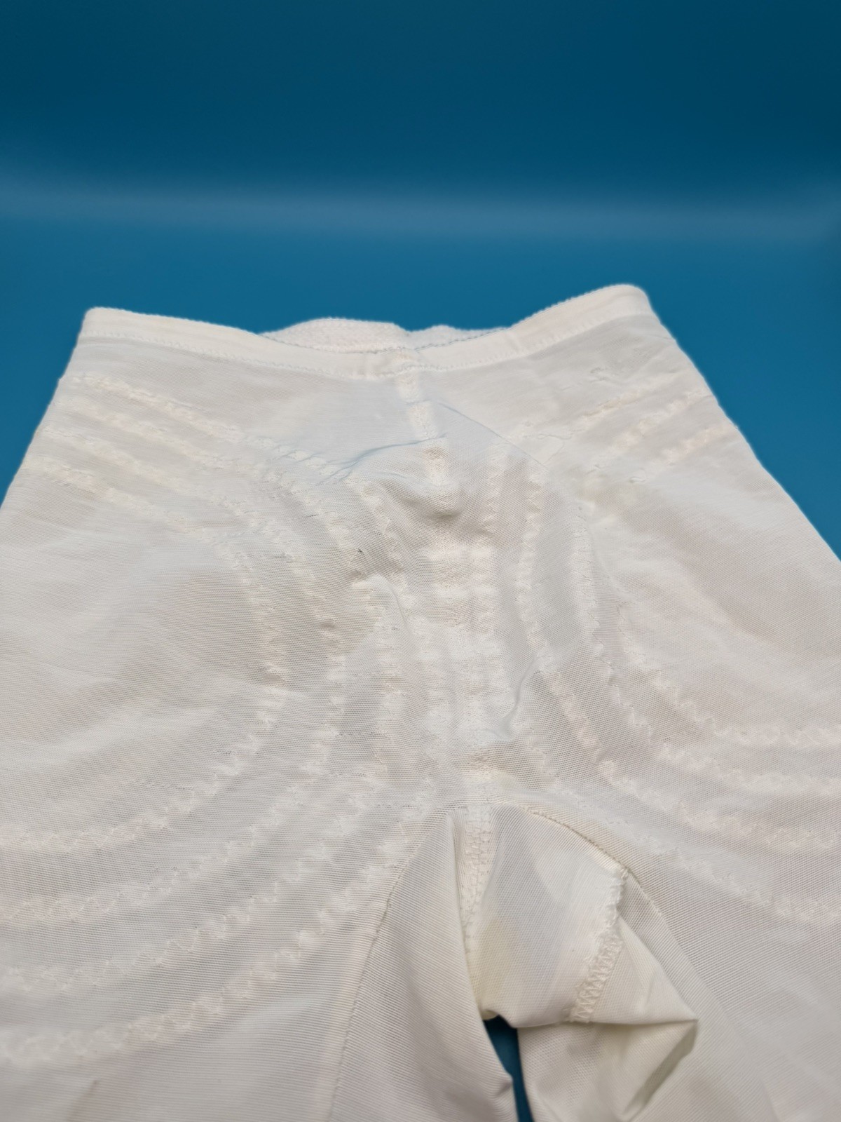 VINTAGE LADIES GIRDLES / GARTERS / SEARS BEST & SHAPETTE BY RAGO/ MEDIUM 27-28