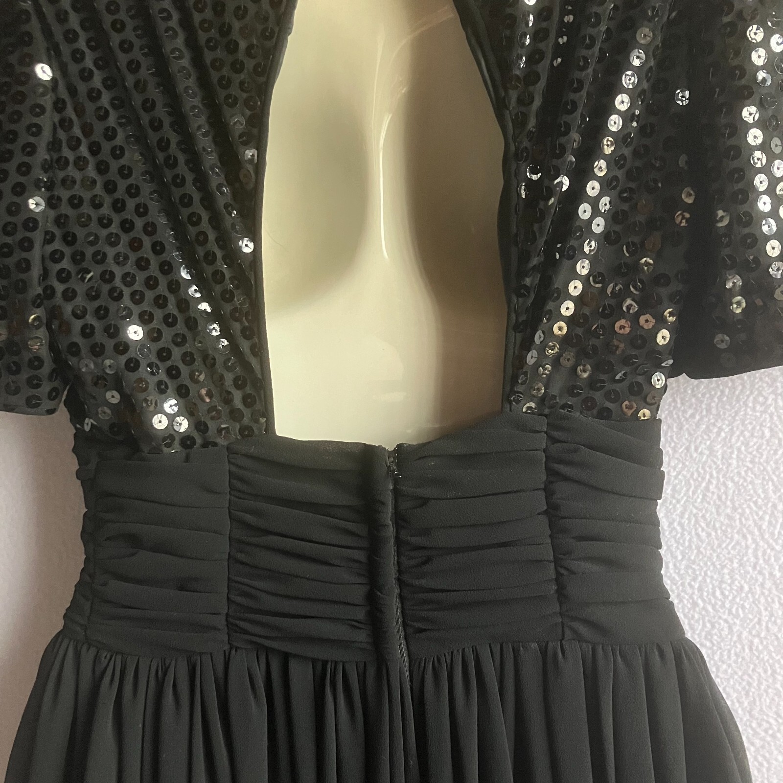 Vintage 1980s 1990s Black Sequin Short Sleeve Open Back Fit & Flare Dress Small