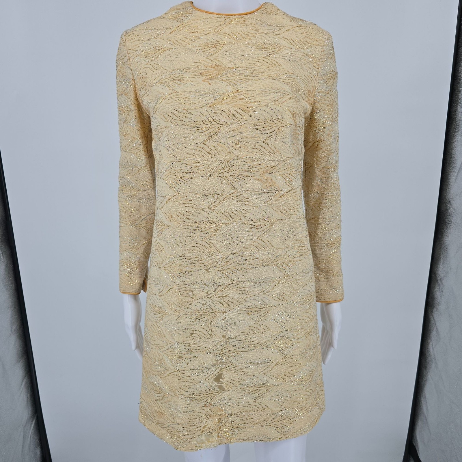 Vintage 1960s Cream Knit Metallic Lace Mod Mini Shift Dress (Small) *Damaged
