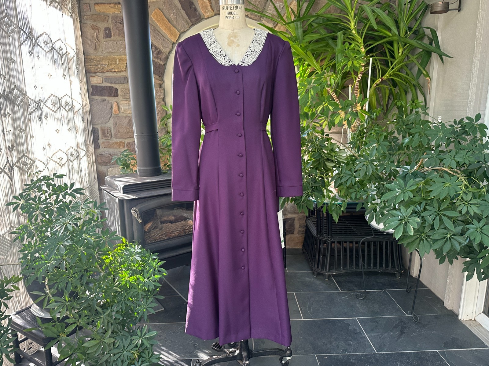 Vintage 1980s Plum Purple Dress Back Tie Lace Collar DW3 David Warren Deadstock