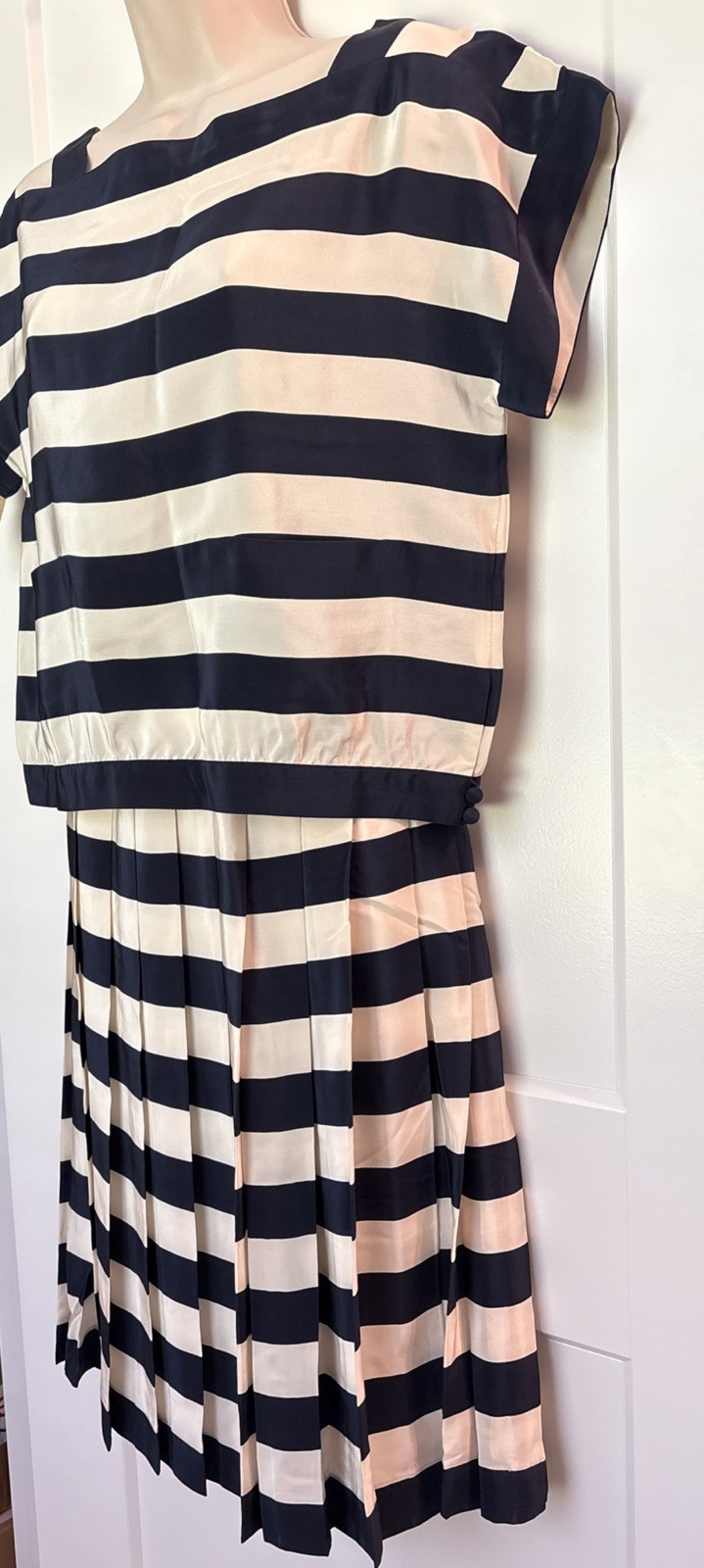 Albert Nippon I Magnin Pleated Skirt & Blouse Nautical Set 100% Silk NEW $315