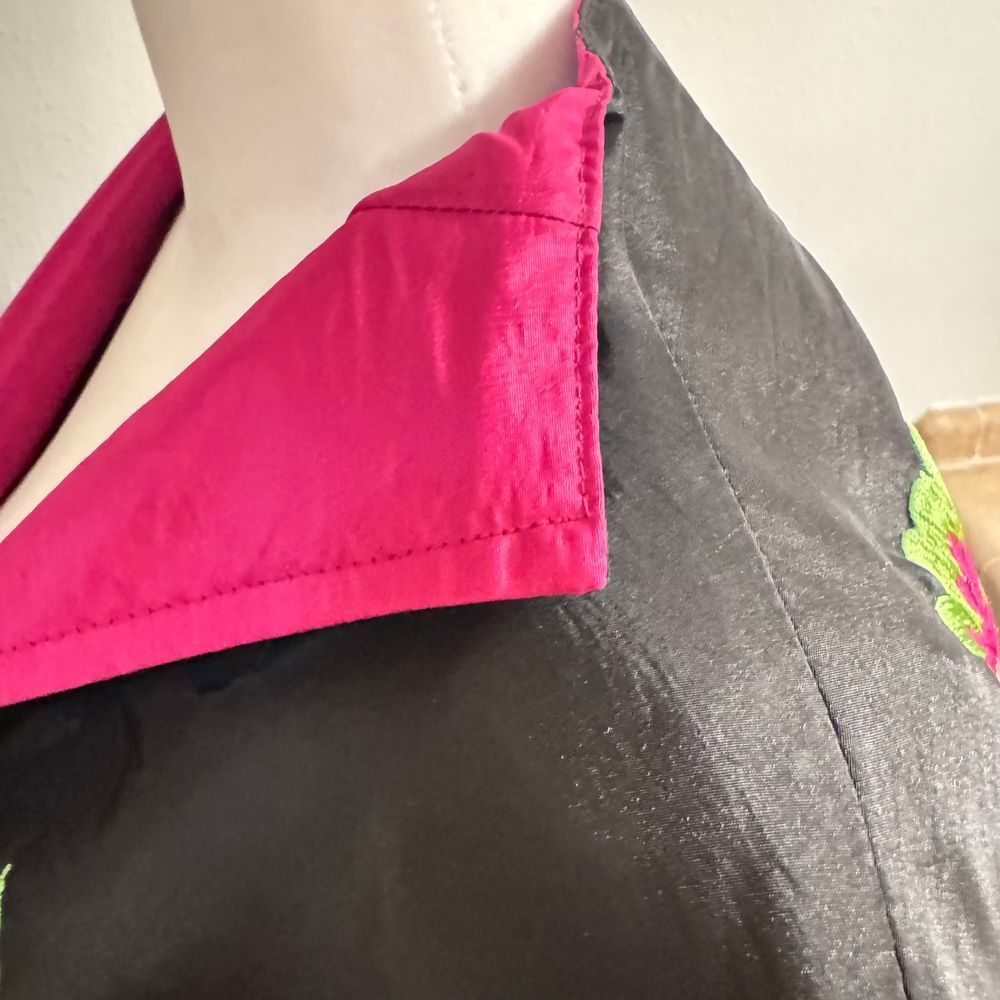 Vintage Black Silk Butterfly Embroidered Asian Style Jacket Hot Pink Trim sm/med