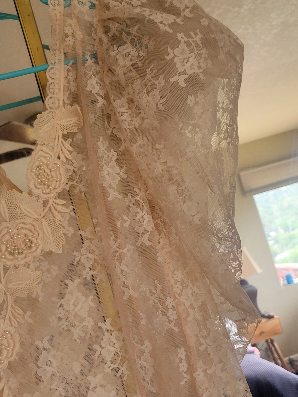 VINTAGE 1970S LORRIE KABALA SHEER NUDE LACE WEDDING DRESS Size XS BEAUTIFUL