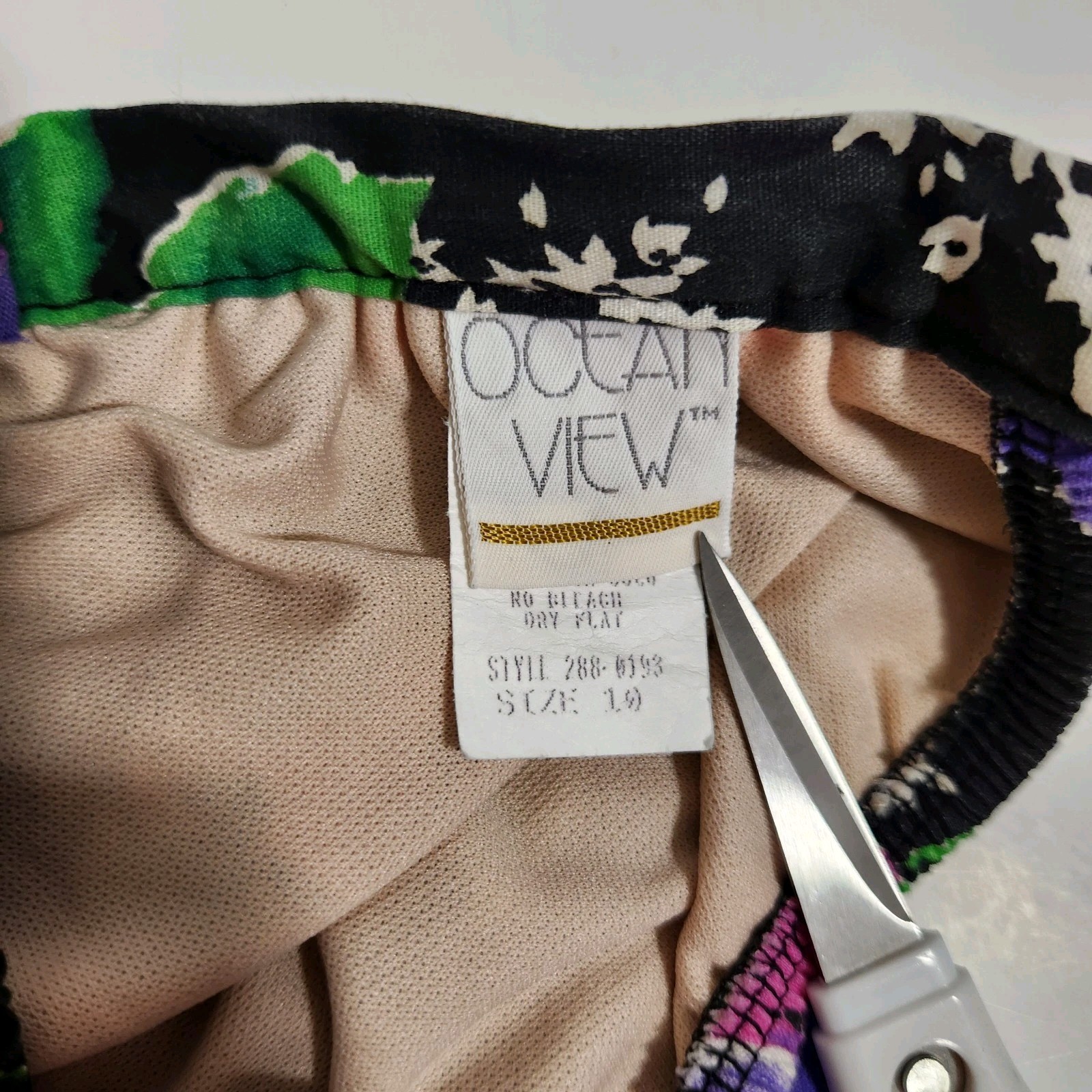 Vintage 80s Ocean View 2 Pc Swimsuit Size 10 Floral Halter Bikini Skirted Shorts