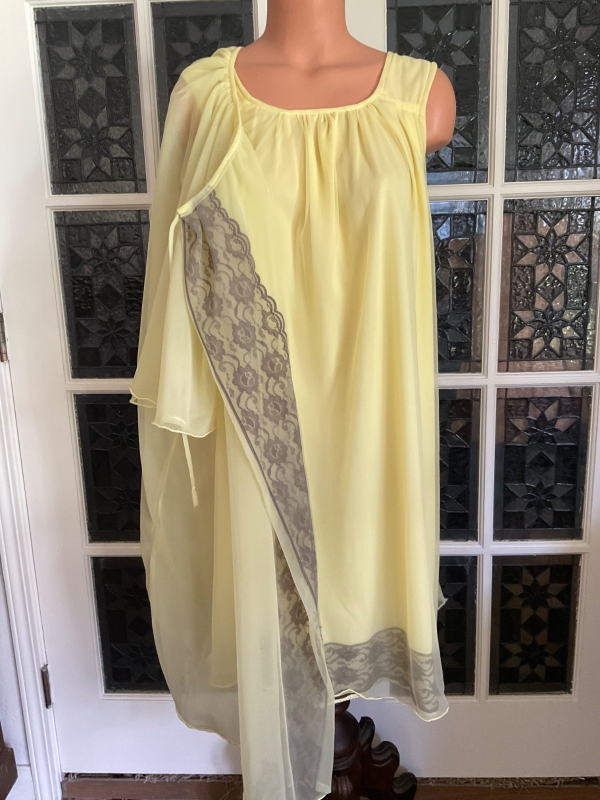Vtg. 1960’s Peignoir Set Babydoll Nightgown 4 Layers Chiffon Nylon Lace Trim M/L