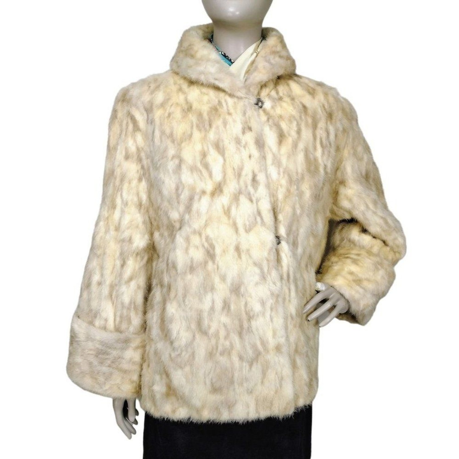 Antique 1920’s/30’s Sagarsky’s Beige Rabbit Fur Cuffed Wide Sleeve Mob Wife Coat