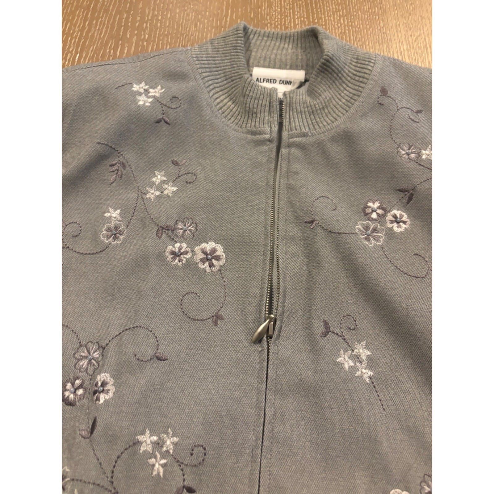 Vintage Alfred Dunner Gray Embroidered Beaded Full Zip Jacket Grannycore Sz 10