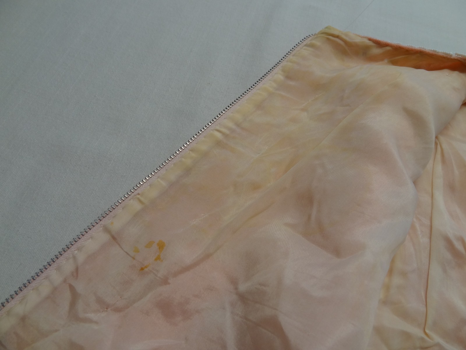 RNE M Hong Kong Sequin Beaded Sleeveless Evening Top VTG 60s 70s Lambs Wool