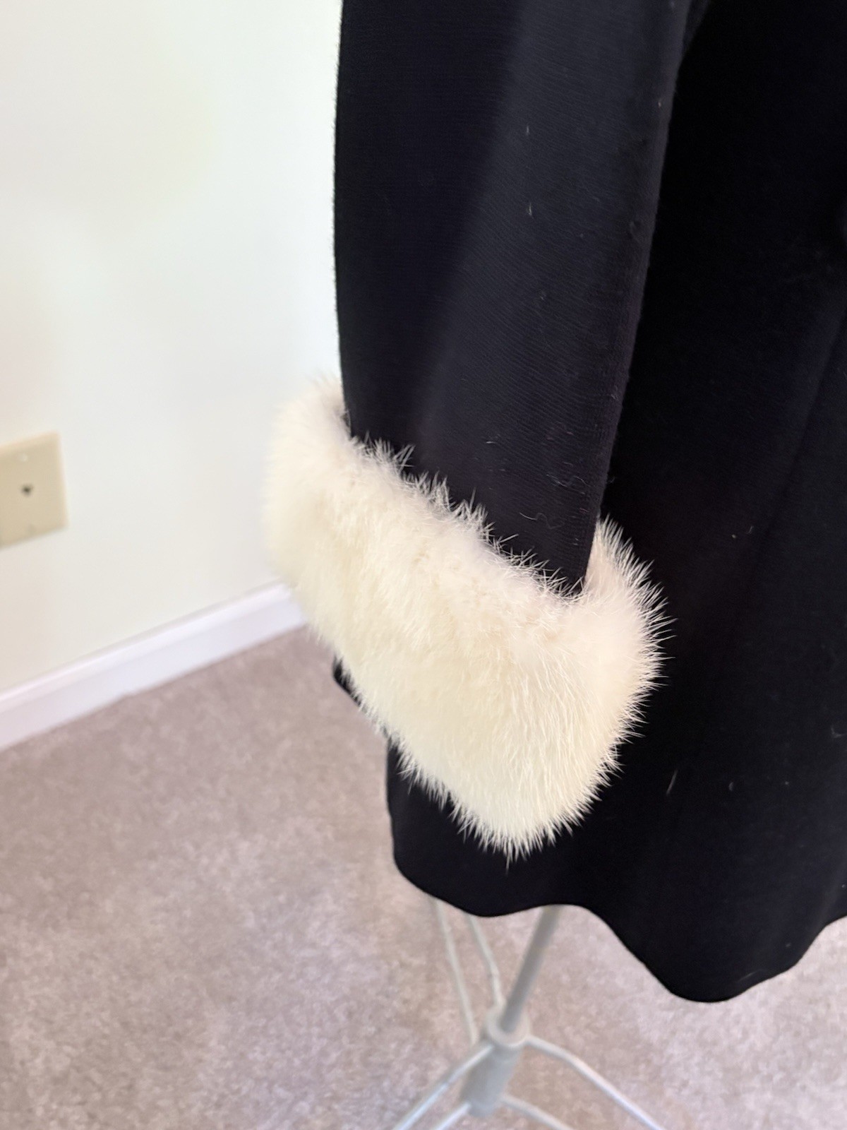 Vtg Belgium Black Wool Coat W/ White Mink Collar & Cuffs Double Breasted S/M
