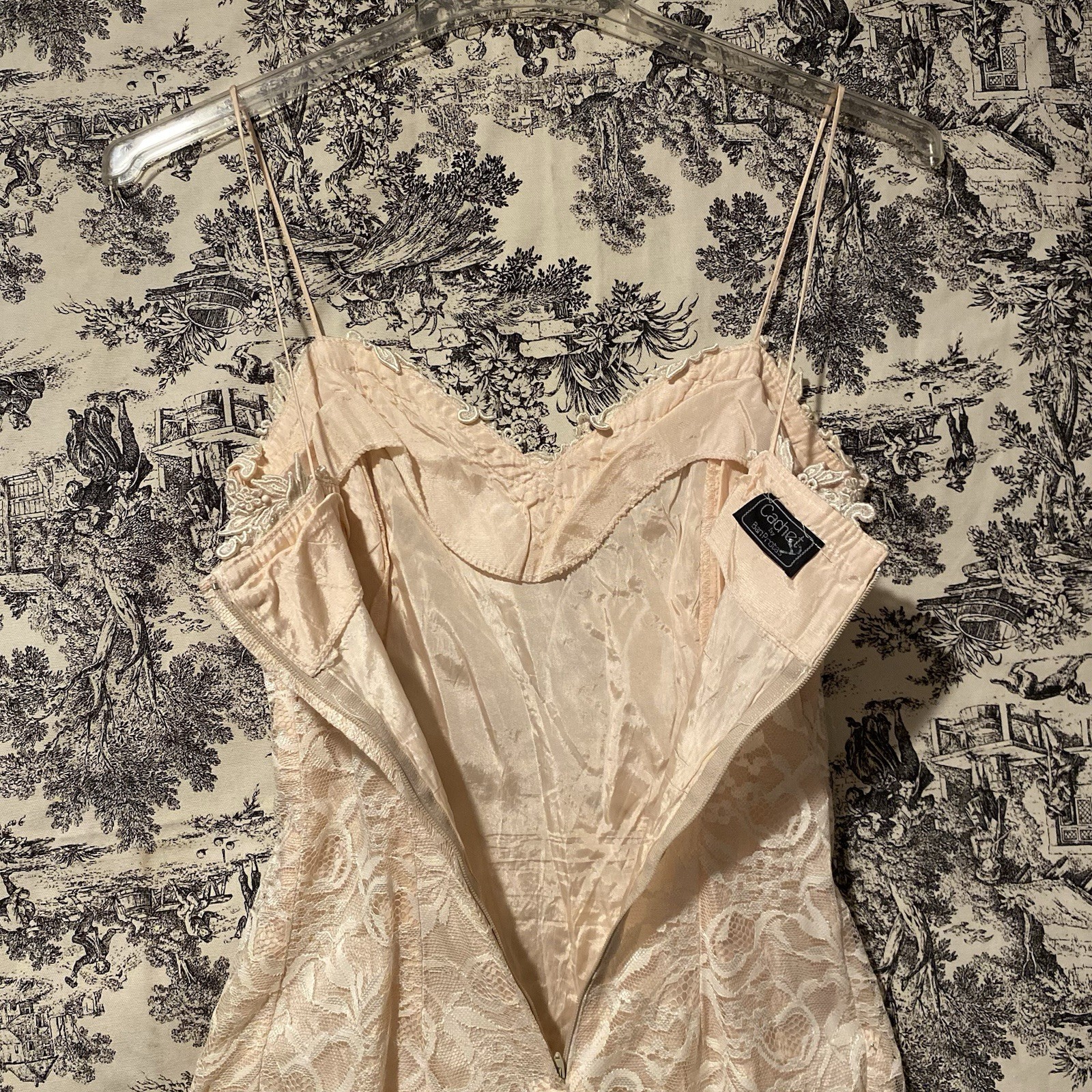 Vintage 1980s Cachet By Bari Protas Peachy Pink Lace Pencil Dress