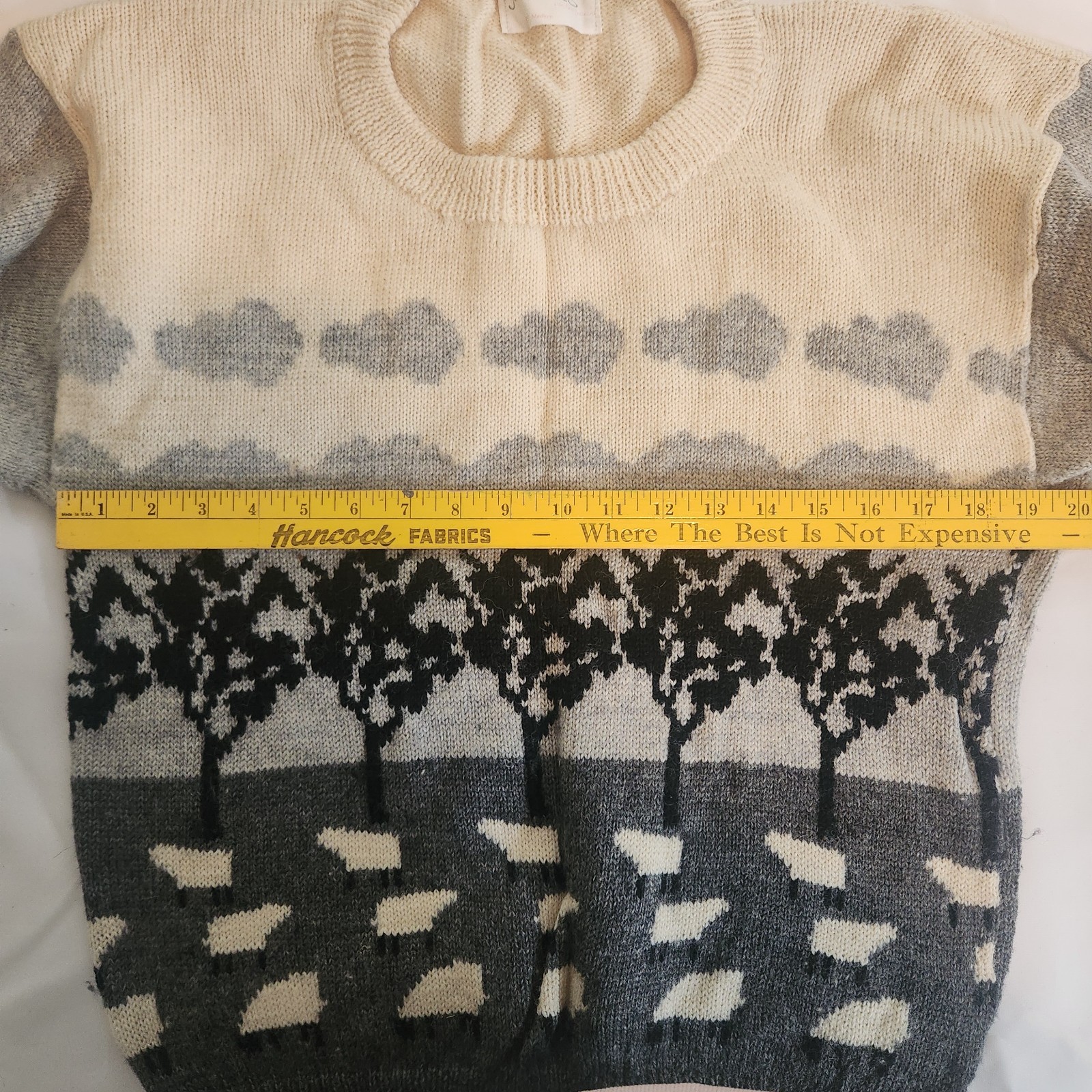 Vintage 70s New Zealand Lamb Sheep Sweater White Black & Gray Wool Women’s Sz M