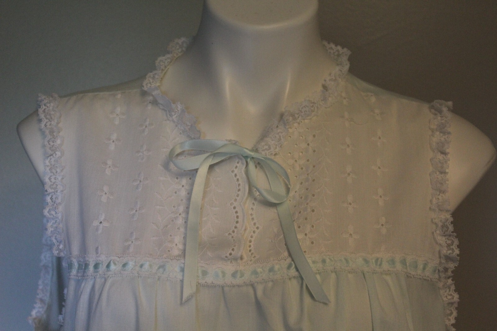 Vintage Sears Light Mint Green Peignoir Set size Medium
