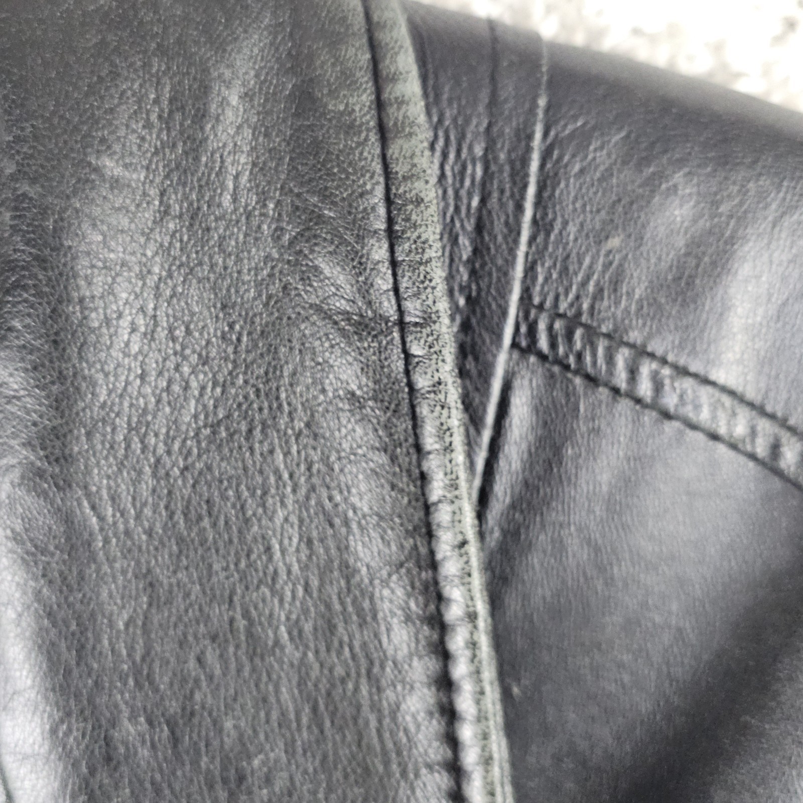Vintage Wilsons Leather Moto Cropped Jacket Sz M Asymmetrical Thinsulate 90s