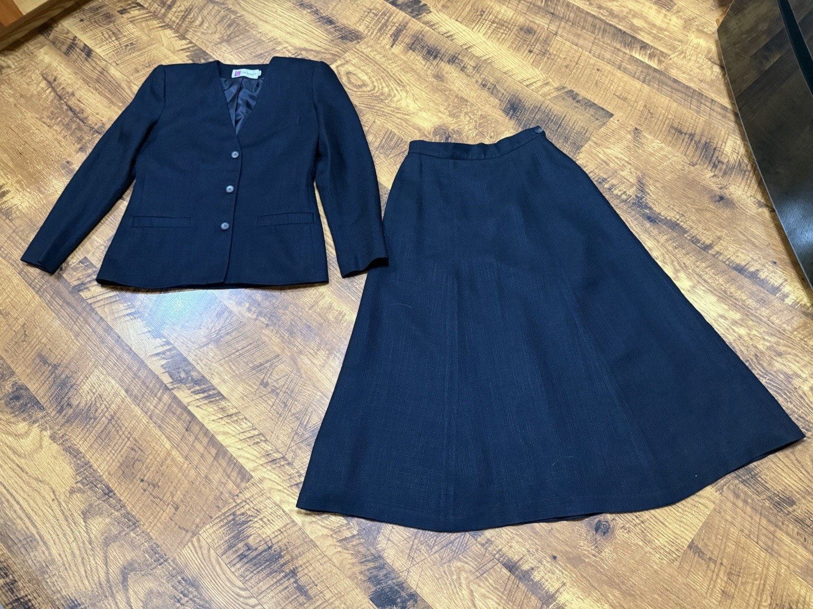 VTG 80s 90s Prophecy Classic Skirt Suit Set Elegant Minimalistic 8/S
