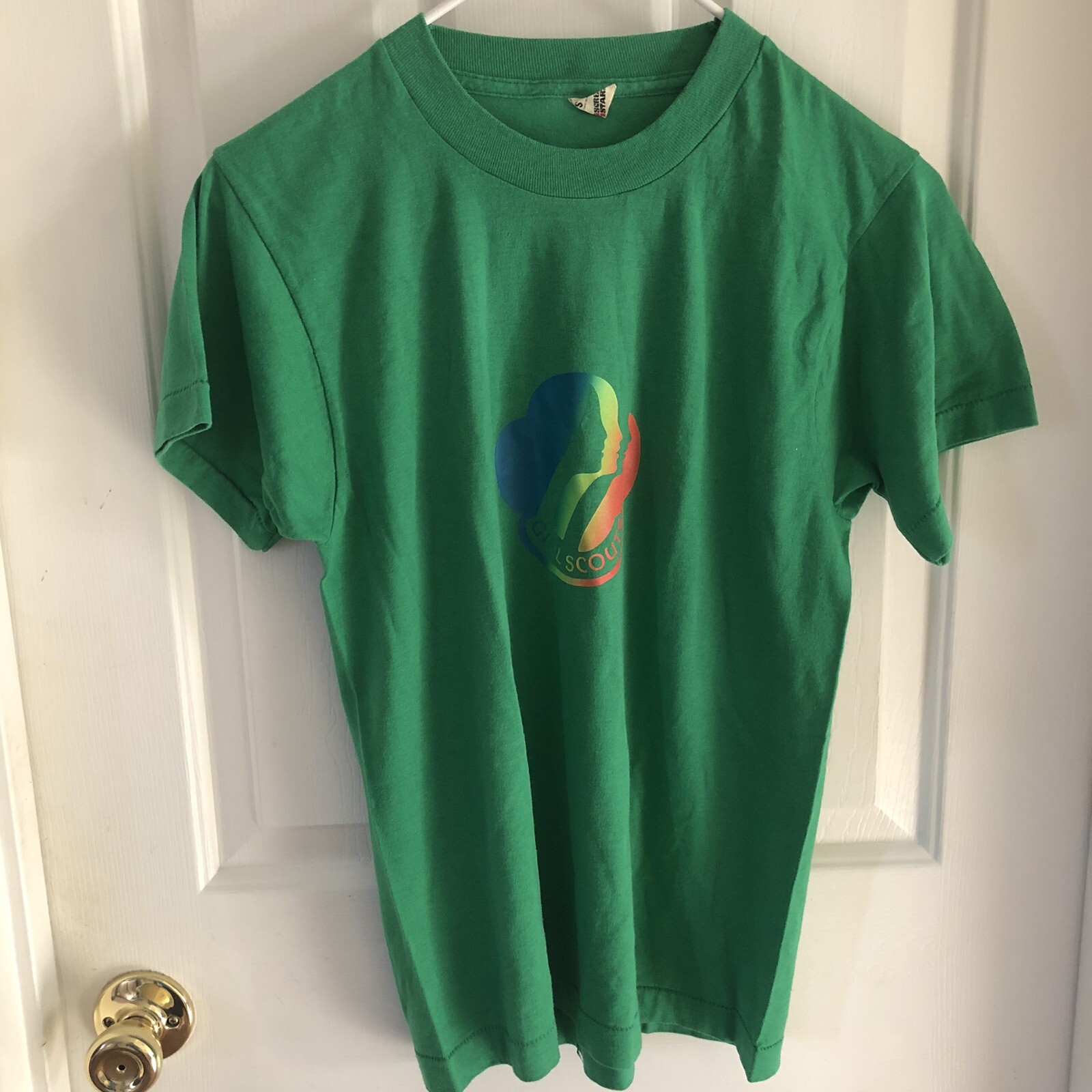 Vintage Single Stitch Girl Scouts of America Graphic Tshirt Size Small Green USA