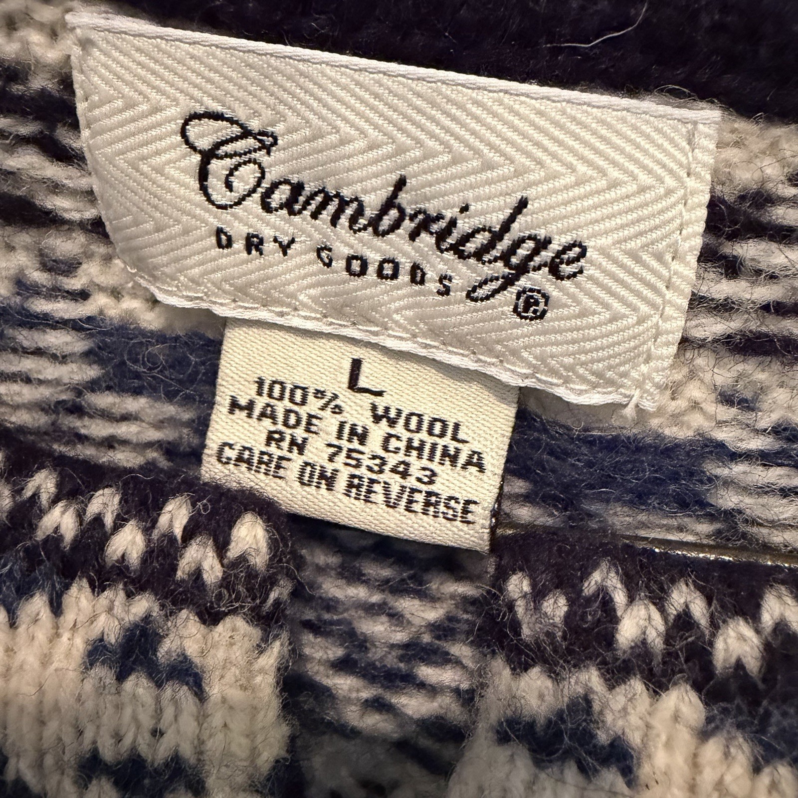 Vintage Cambridge Dry Goods 100% Wool Sweater Metal Clasps Navy Nordic Fairisle