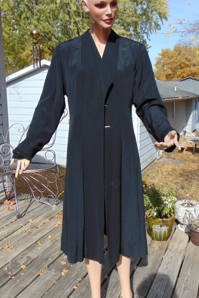 VTG 40s Forstmann Black Gabardine Belted Back Fitted Coat 34W