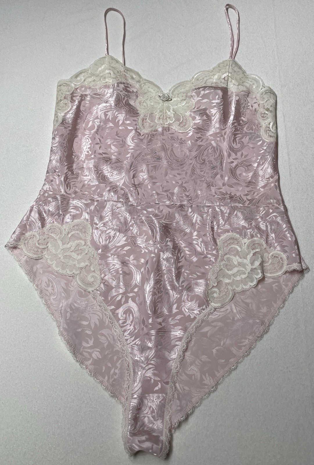 Vintage LUCIE ANN II Bodysuit Teddy Pink Ivory Lace Trim Snap Crotch Petite