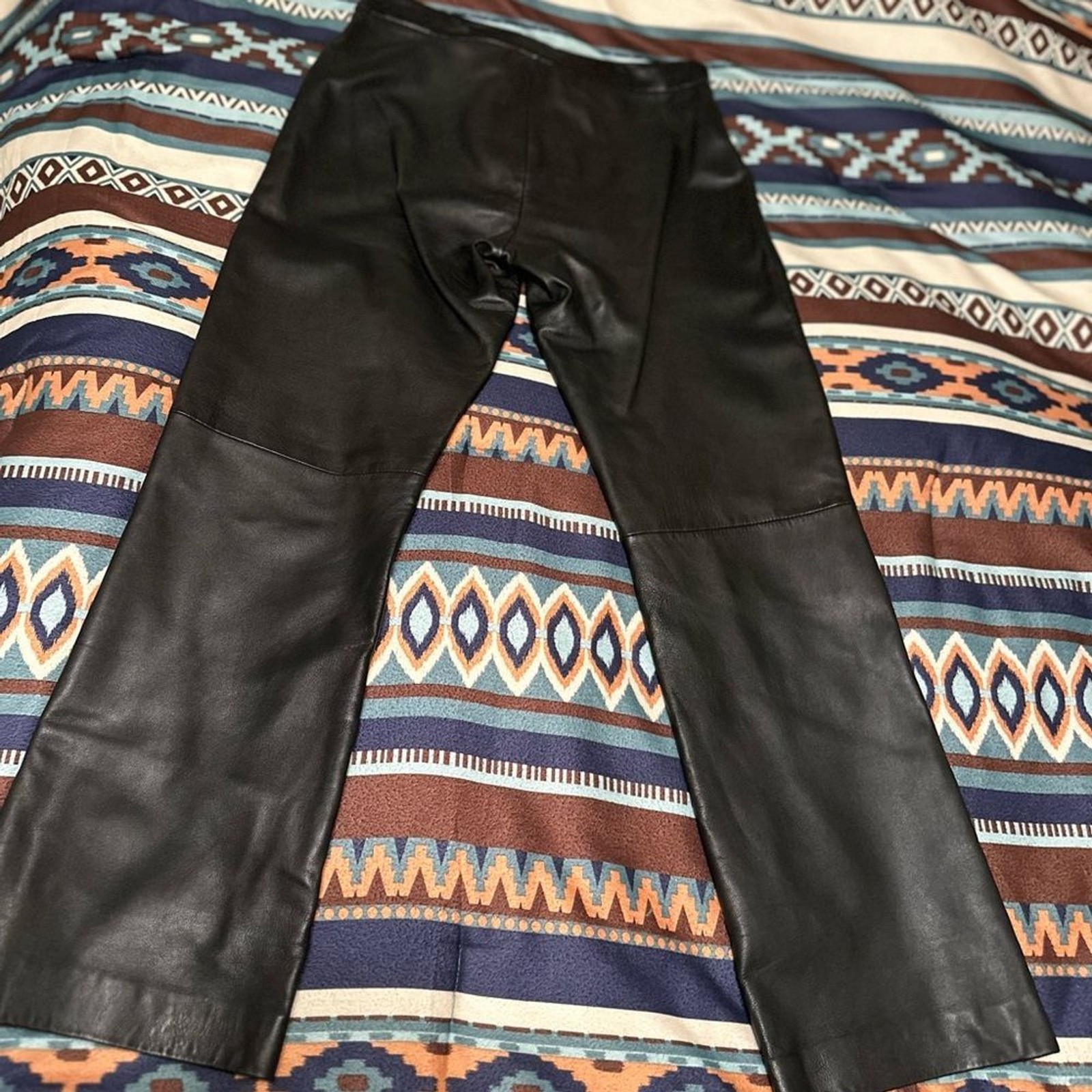 Vintage 1990’s VS2 by Vakko Black Lambskin Leather Straight Leg Pants in size 8